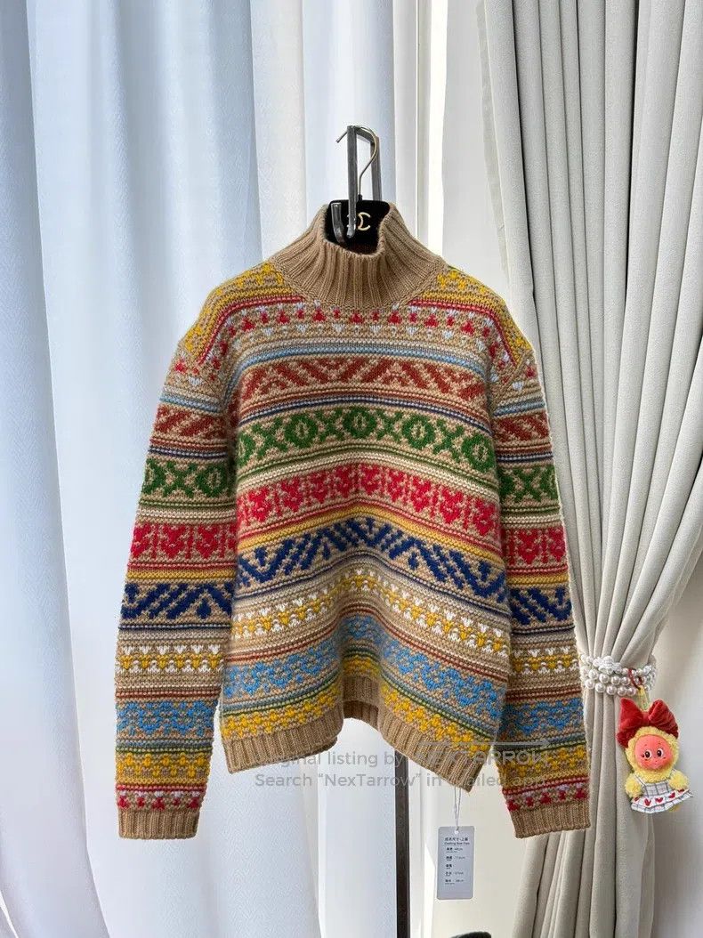 Loro Piana Loro Piana Khaki Mixed Color Snowflake Pattern Long Sleeve Size XS / US 0-2 / IT 36-38 - 1 Thumbnail