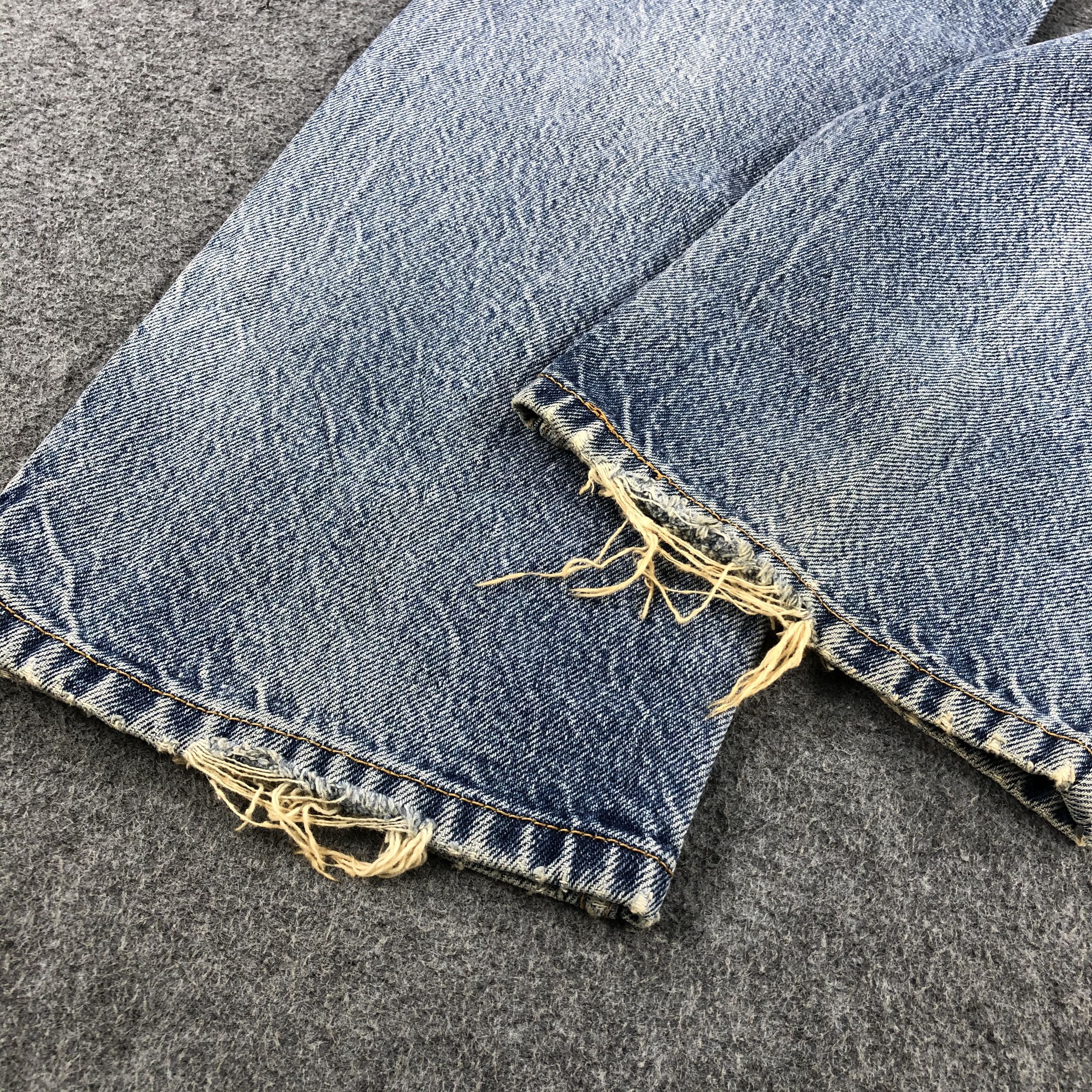 Levi's Vintage Blue Wash Levis 505 Jeans-J2262 Size US 31 - 6 Thumbnail