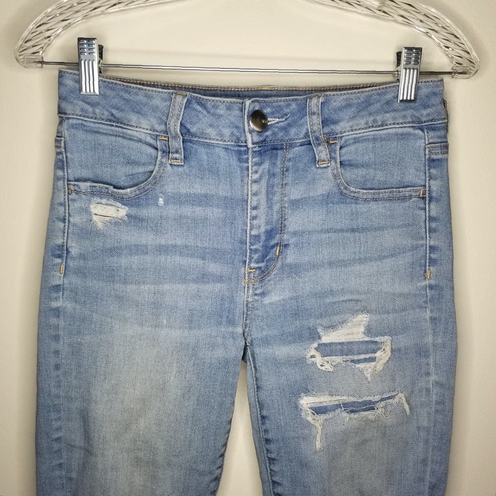 American Eagle Outfitters American Eagle Jeans Womens Size 2 Short Light Blue Distressed High Rise Jeggings Size 26" / US 2 / IT 38 - 2 Thumbnail