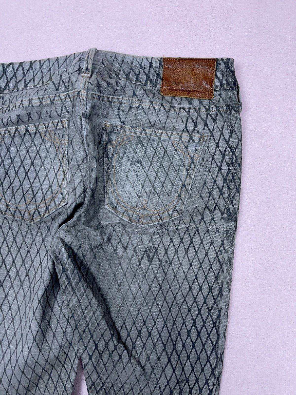True Religion ➕ cool pattern true religion wmns jeans aop drip Size 28" / US 6 / IT 42 - 3 Thumbnail