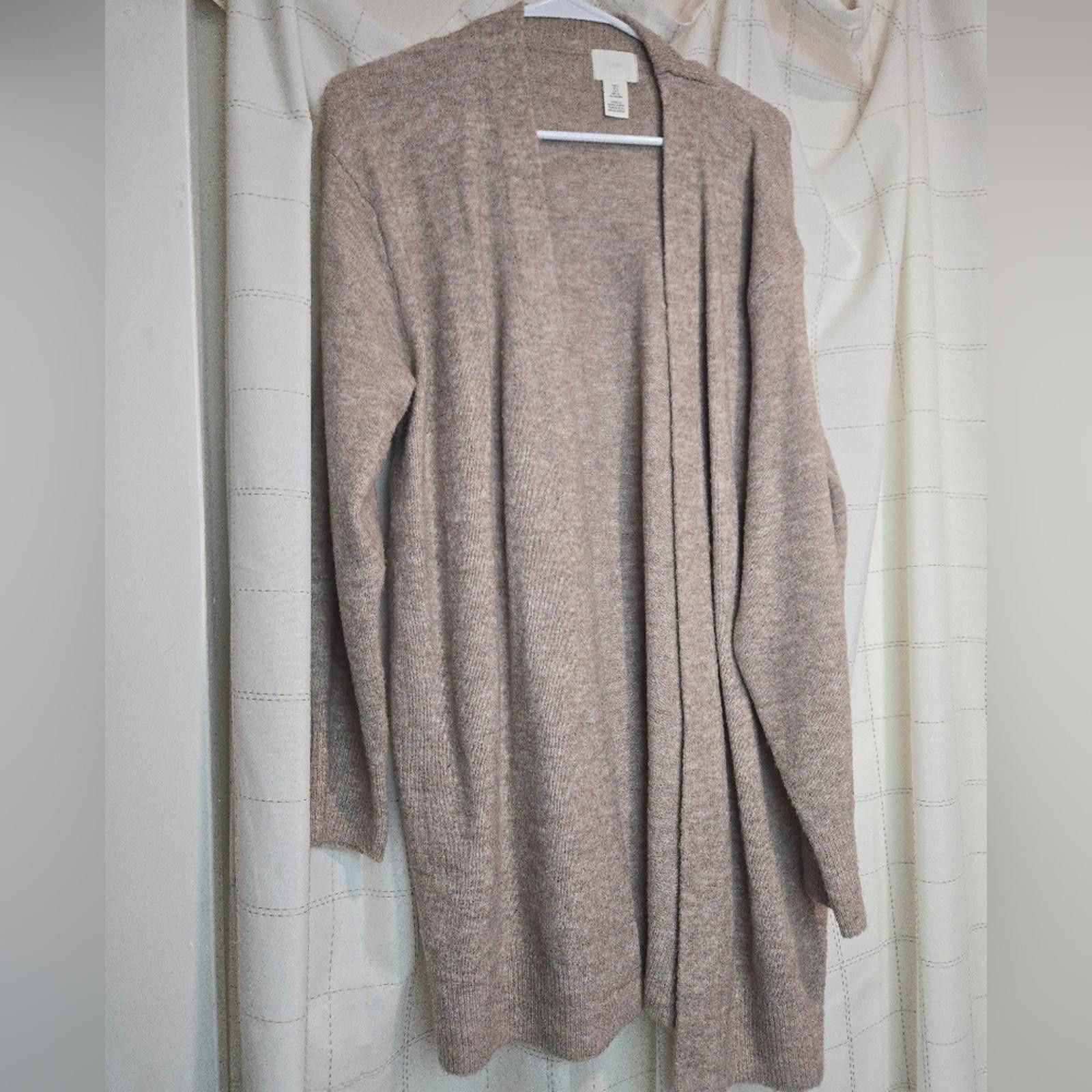H&M H&M Cardigan Size S / US 4 / IT 40 - 1 Thumbnail