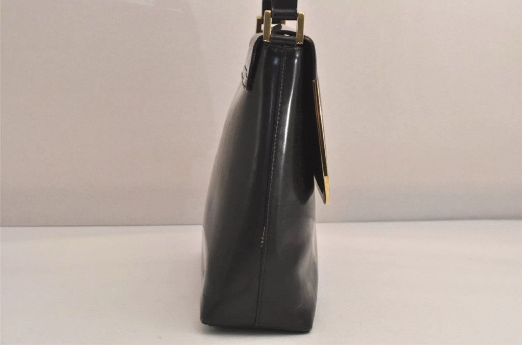 Gucci Women's Gucci Black Leather Shoulder Bag Size ONE SIZE - 4 Thumbnail