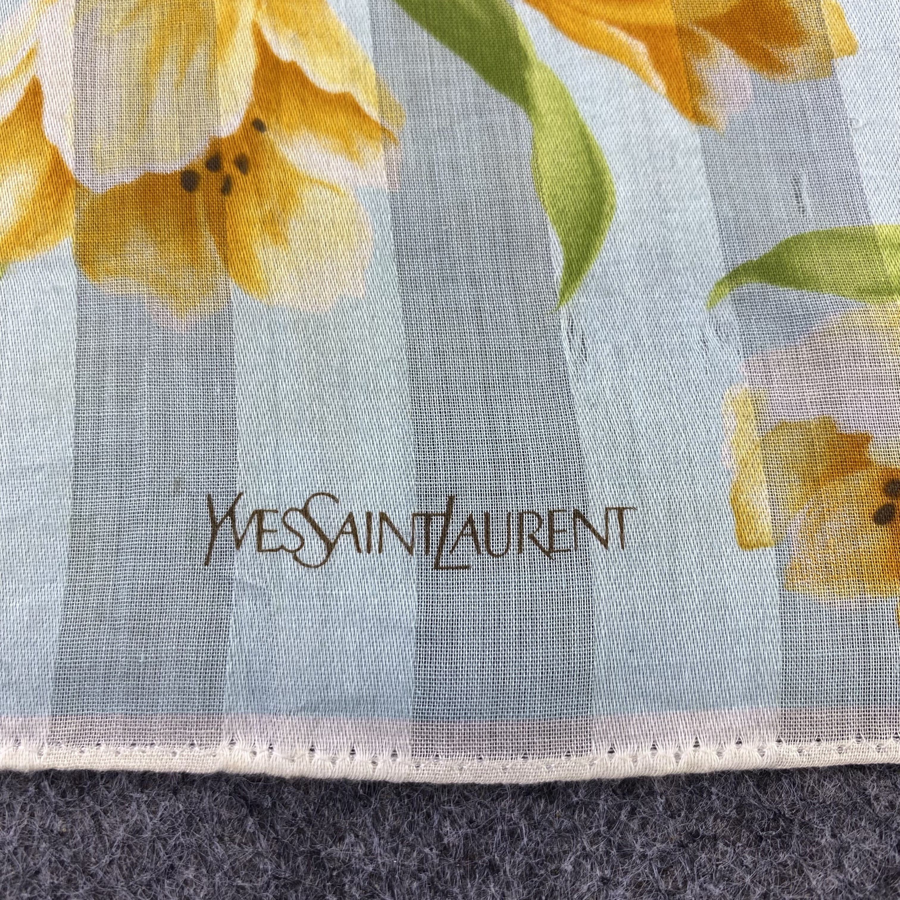 Designer Yves Saint Laurent Handkerchief / Bandana /Neckerchief-B1183 Size ONE SIZE - 5 Thumbnail