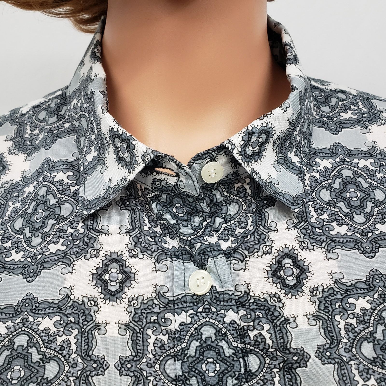 J.Crew J. Crew The Perfect Shirt Button Front Vintage Print S Size S / US 4 / IT 40 - 5 Thumbnail