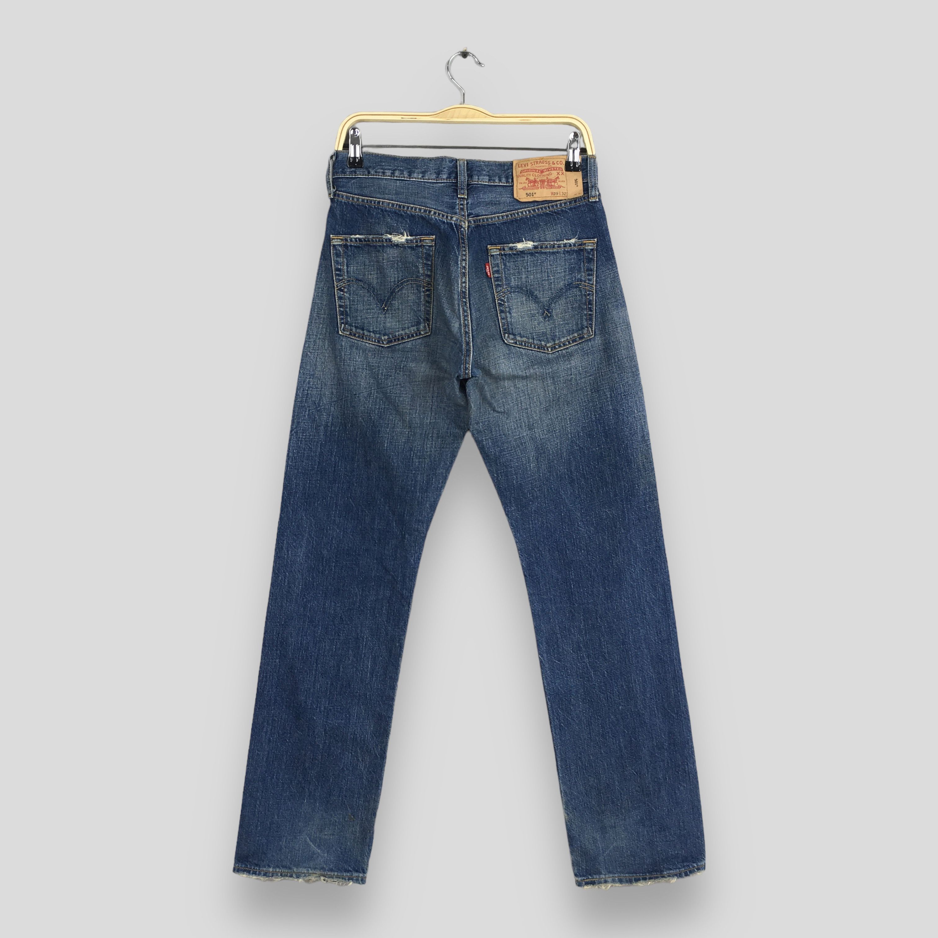 Levi's Size 28x30.5 Vintage 90s Levi's 501 Faded Blue Jeans S1214 Size US 28 / EU 44 - 8 Thumbnail