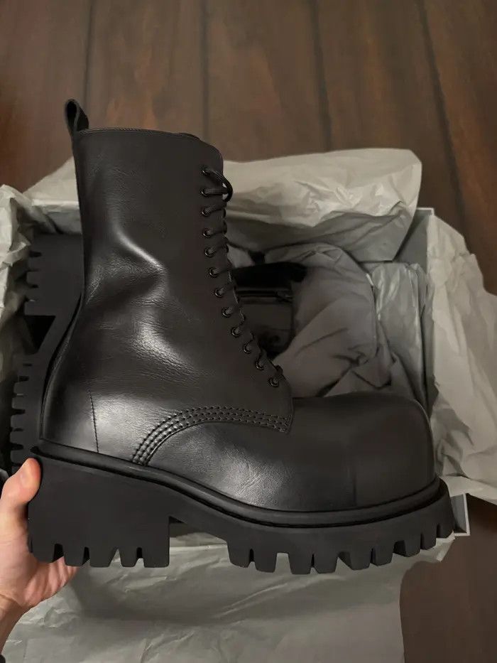 Balenciaga Balenciaga Stomper Boots Size US 10 / EU 43 - 12 Thumbnail
