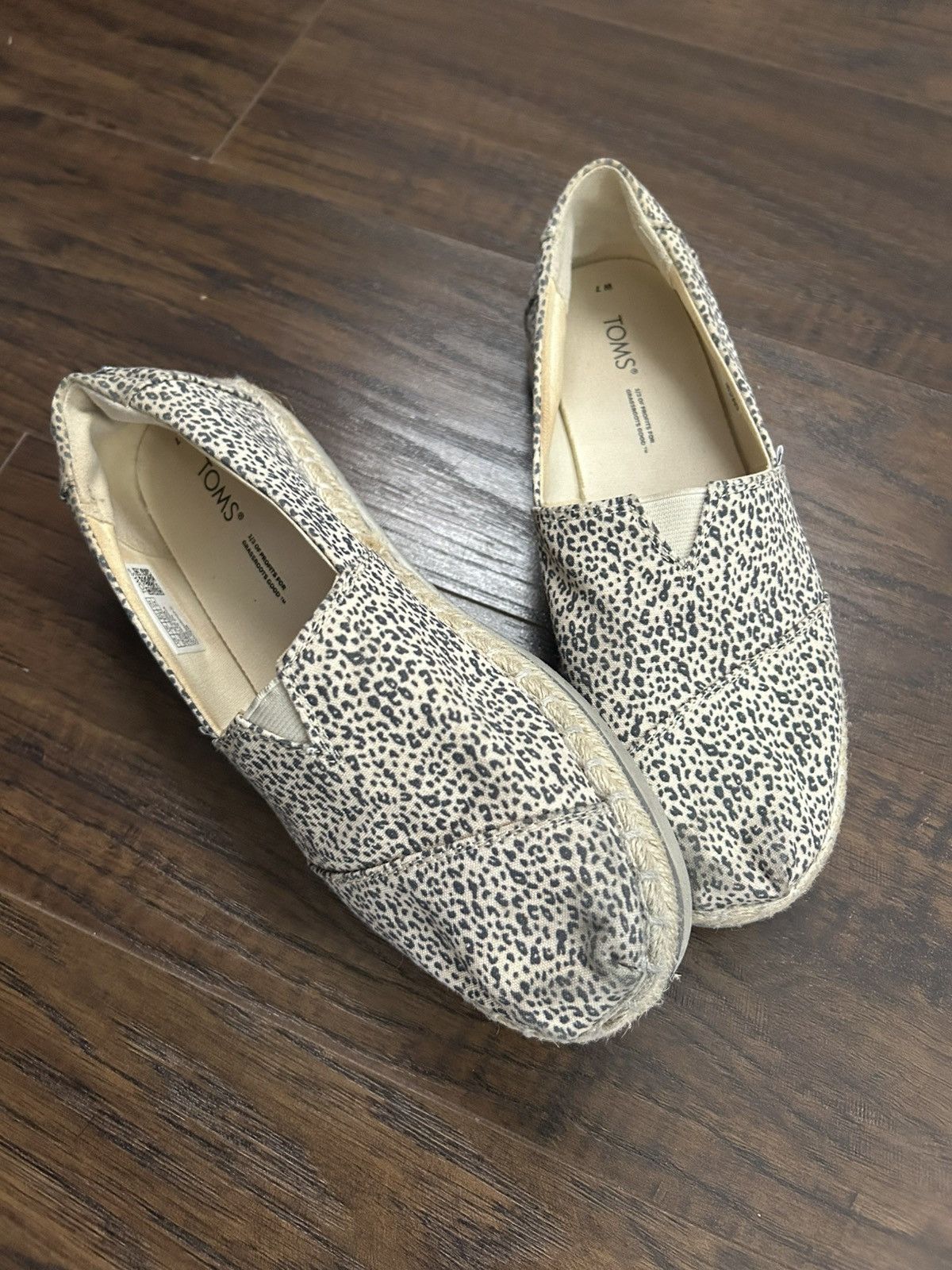 Toms TOMS Slip-On Shoes Size US 7 / IT 37 - 3 Thumbnail
