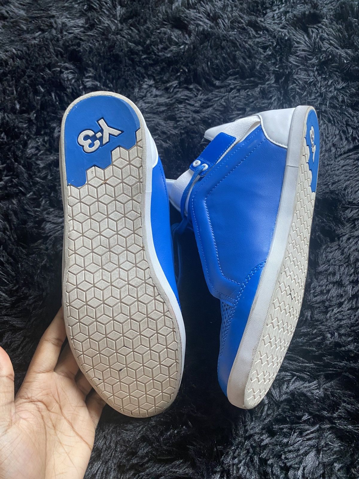 y-3 yohji yamamoto blue and white