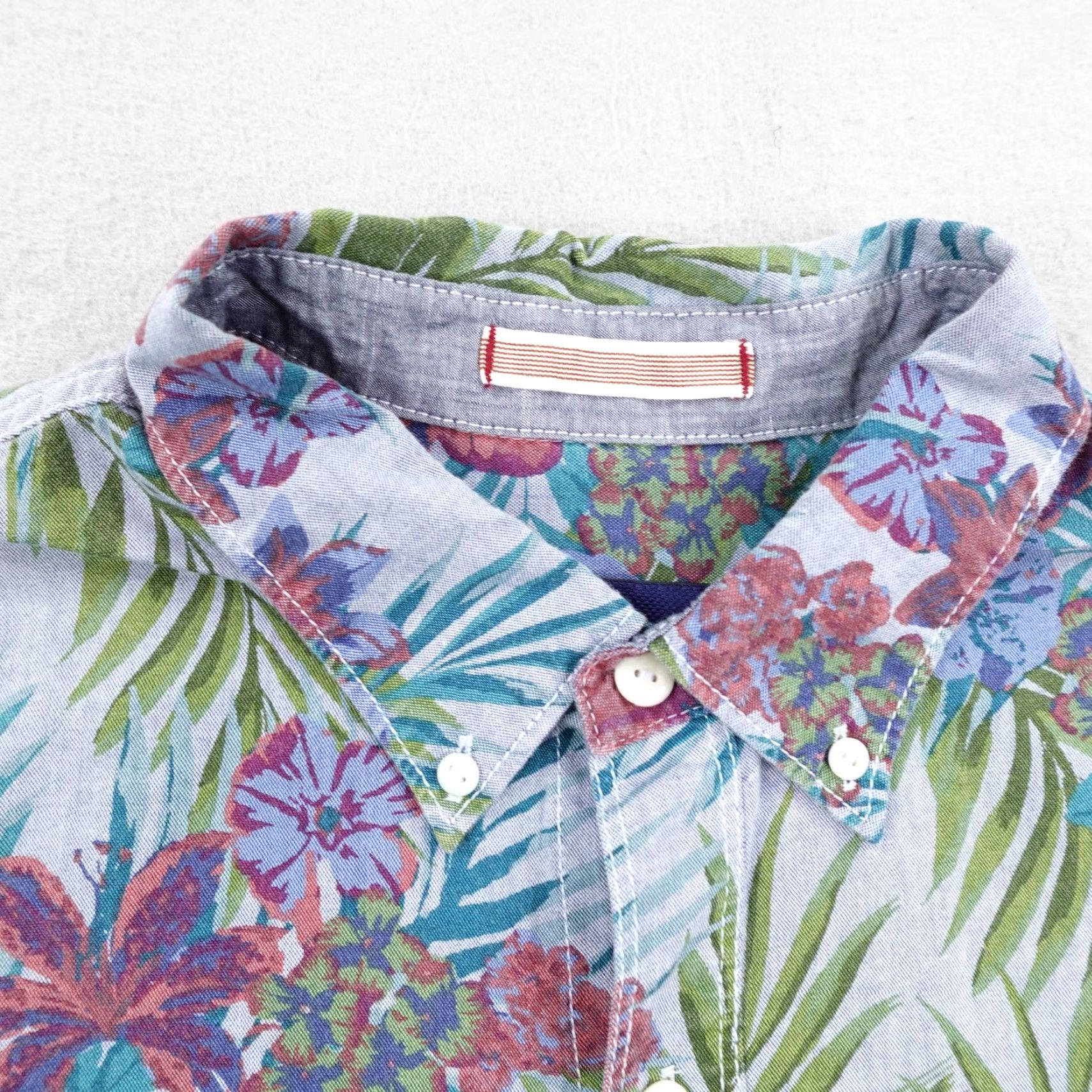 Tommy Bahama Tommy Bahama Shirt Mens Large Blue Hawaiian Aloha Floral Button-Up Camp Lounge Size US L / EU 52-54 / 3 - 2 Thumbnail