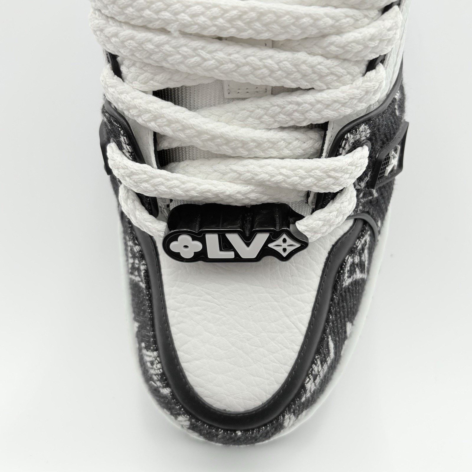 Louis Vuitton (11-11.5 US) Louis Vuitton Denim Maxi ' Black ' | WORN ONCE! Size US 11 / EU 44 - 11 Thumbnail