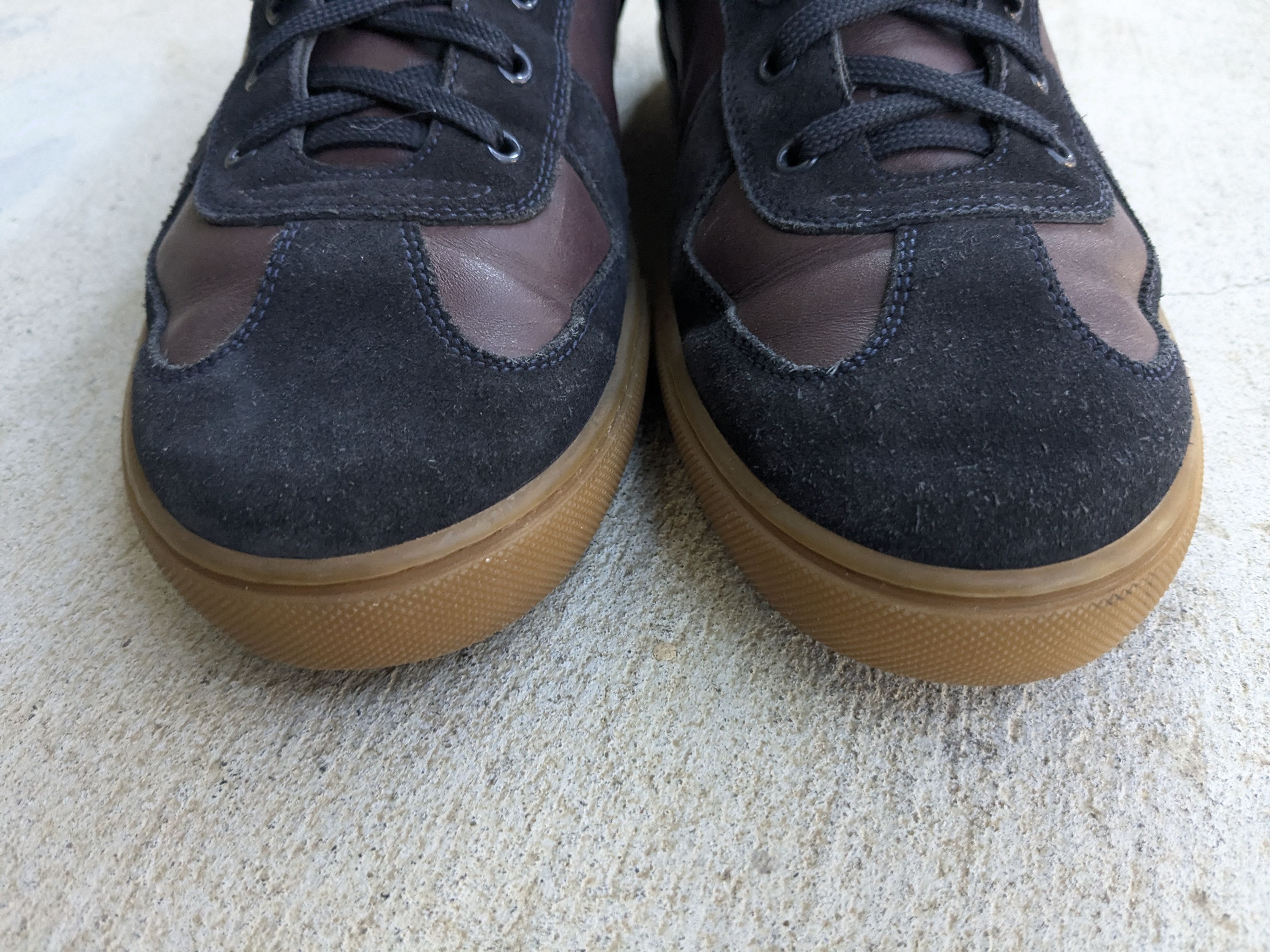 Louis Vuitton Louis Vuitton Sneakers Burgundy Black Suede Leather 9 Size US 9 / EU 42 - 2 Thumbnail