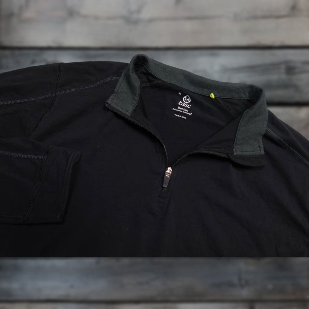 Vintage Tasc Quarter Zip Pullover Mens XL Black Bamboo Performance Lightweight Stretch Size US XL / EU 56 / 4 - 1 Thumbnail