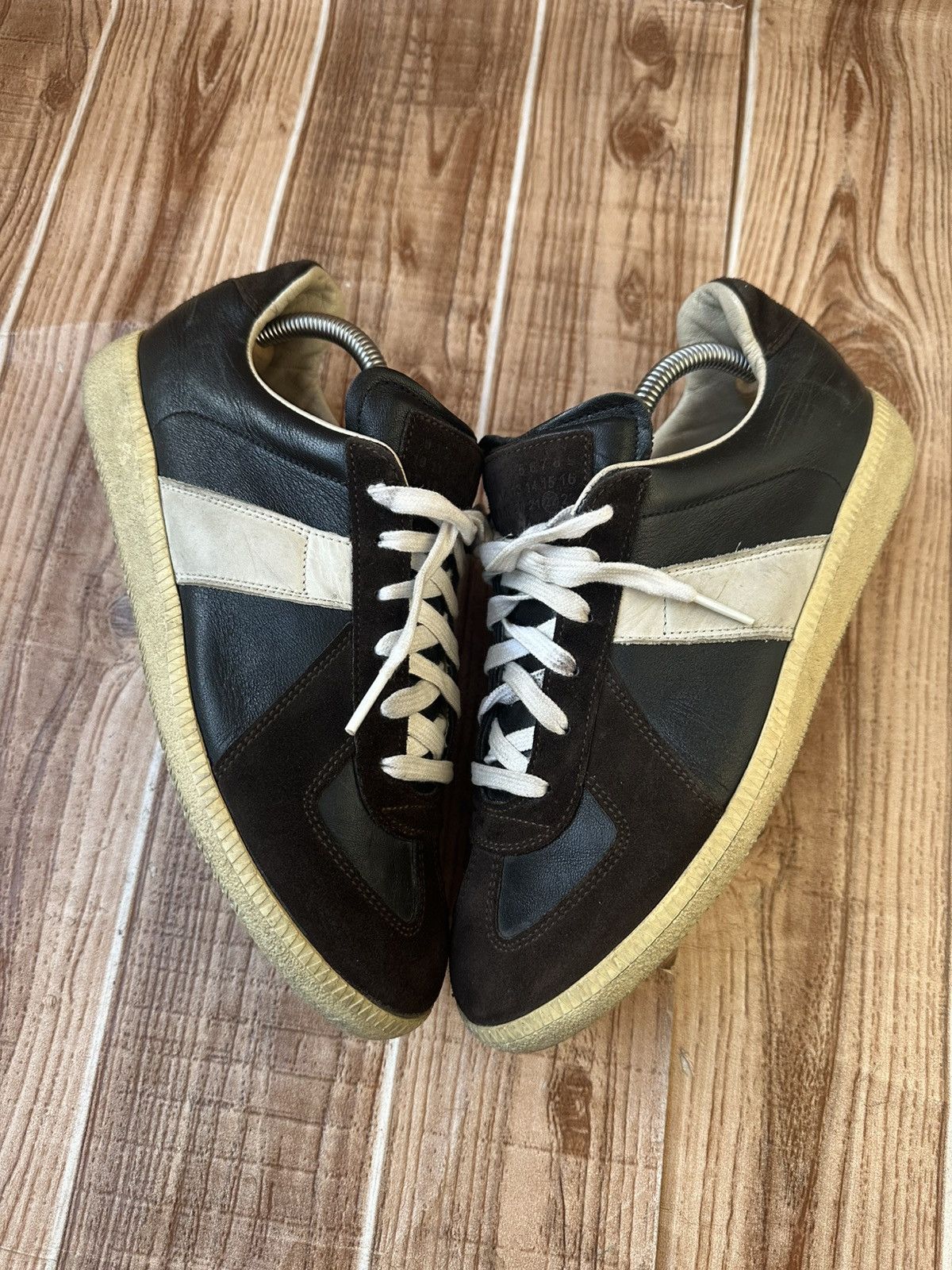 Maison Margiela Maison Margiela Archive Brown GAT Rare Vintage Size US 9 / IT 39 - 5 Thumbnail