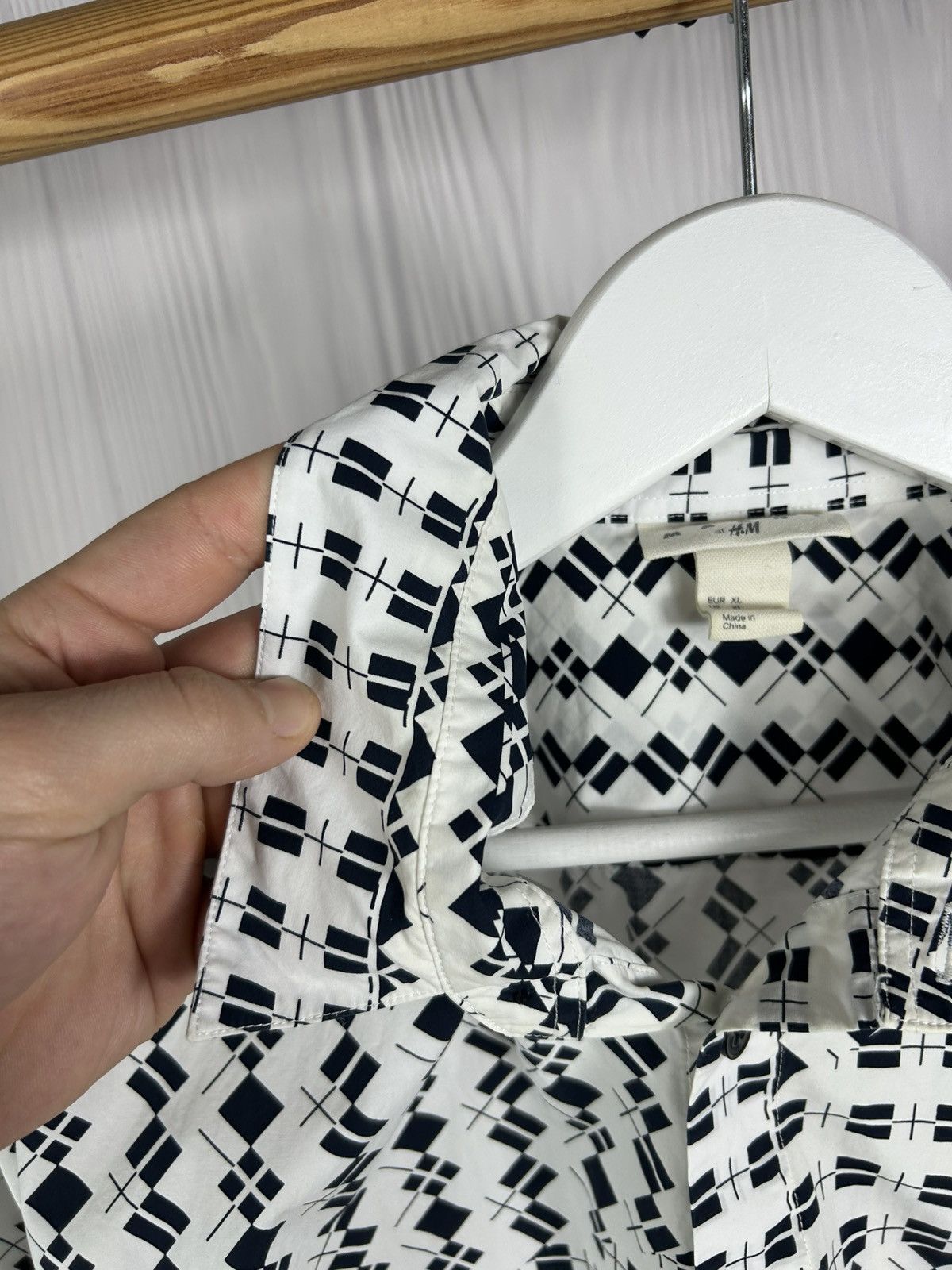 Marni MARNI H&M Art Geometric Designer Shirt Size XL Size US XL / EU 56 / 4 - 9 Thumbnail