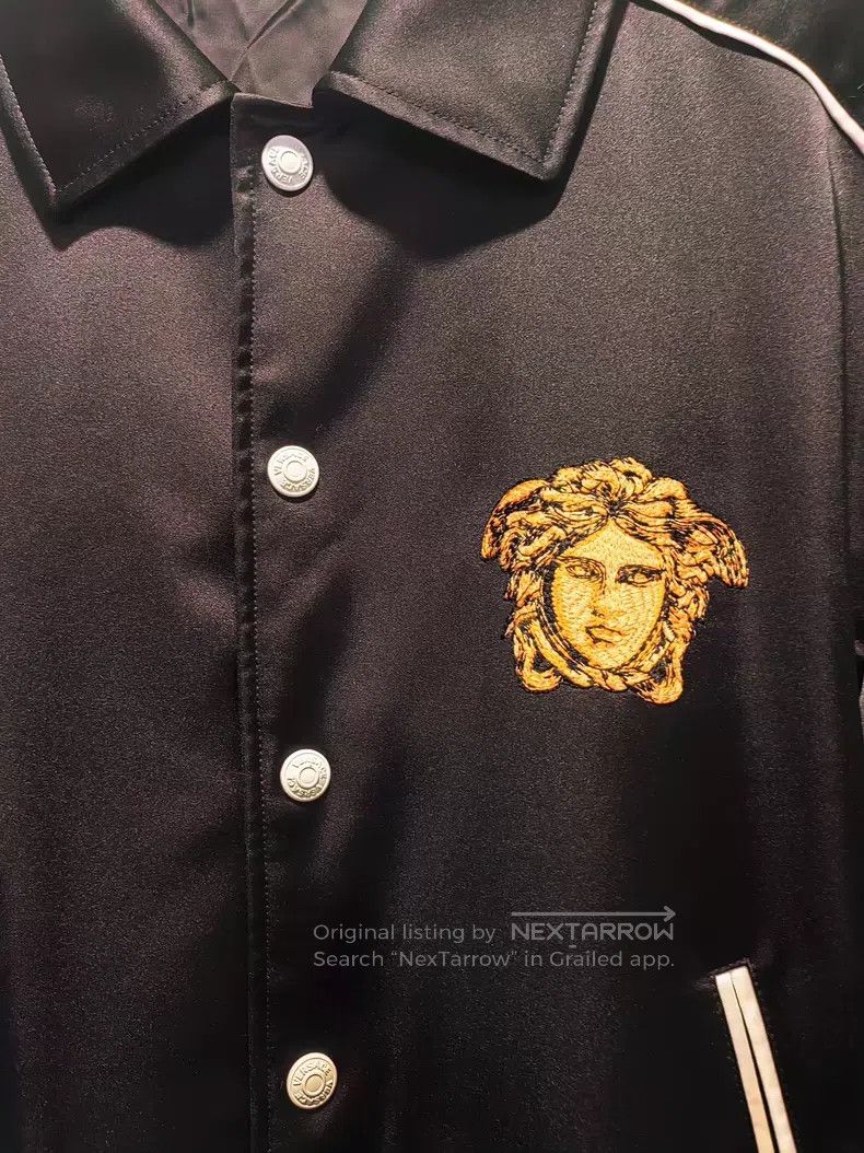 Versace Versace Medusa dragon gold thread embroidered jacket jacke Size US L / EU 52-54 / 3 - 4 Thumbnail