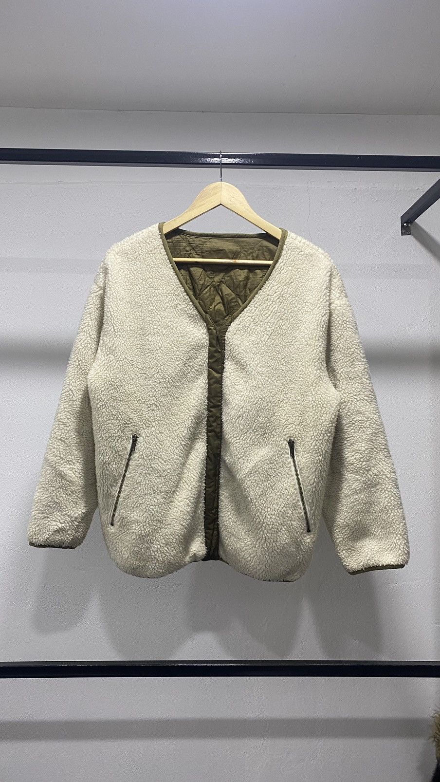 image of Avant Garde x Military W Closet Reversible Quilted Military Cardigan Sherpa Fleece in Green (Size M