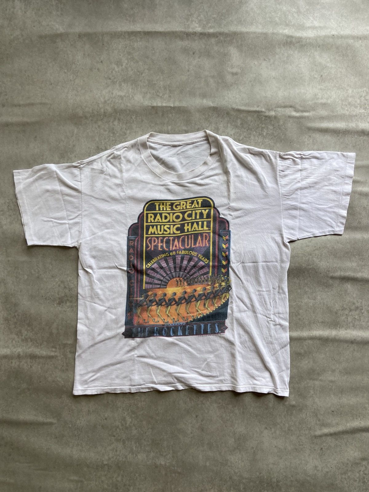 Band Tees × Vintage Vintage 1993 The Rockettes Ex Brockum Tag T-Shirt Size US L / EU 52-54 / 3 - 1 Thumbnail