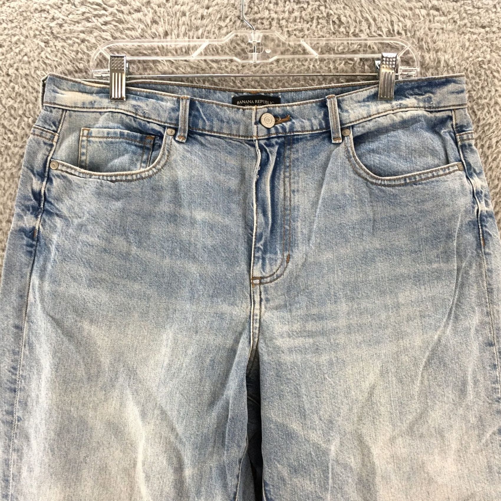 Banana Republic Banana Republic Jeans Womens 32 Blue Light Wash Straight 5 Pockets Size 24" / US 00 / IT 34 - 2 Thumbnail