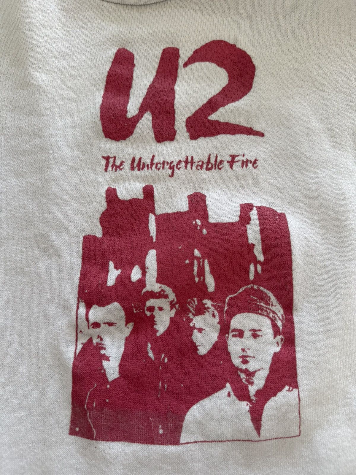 Other U2 Vintage 1984 “The Unforgettable Fire” Tour Crewneck Size S / US 4 / IT 40 - 2 Thumbnail