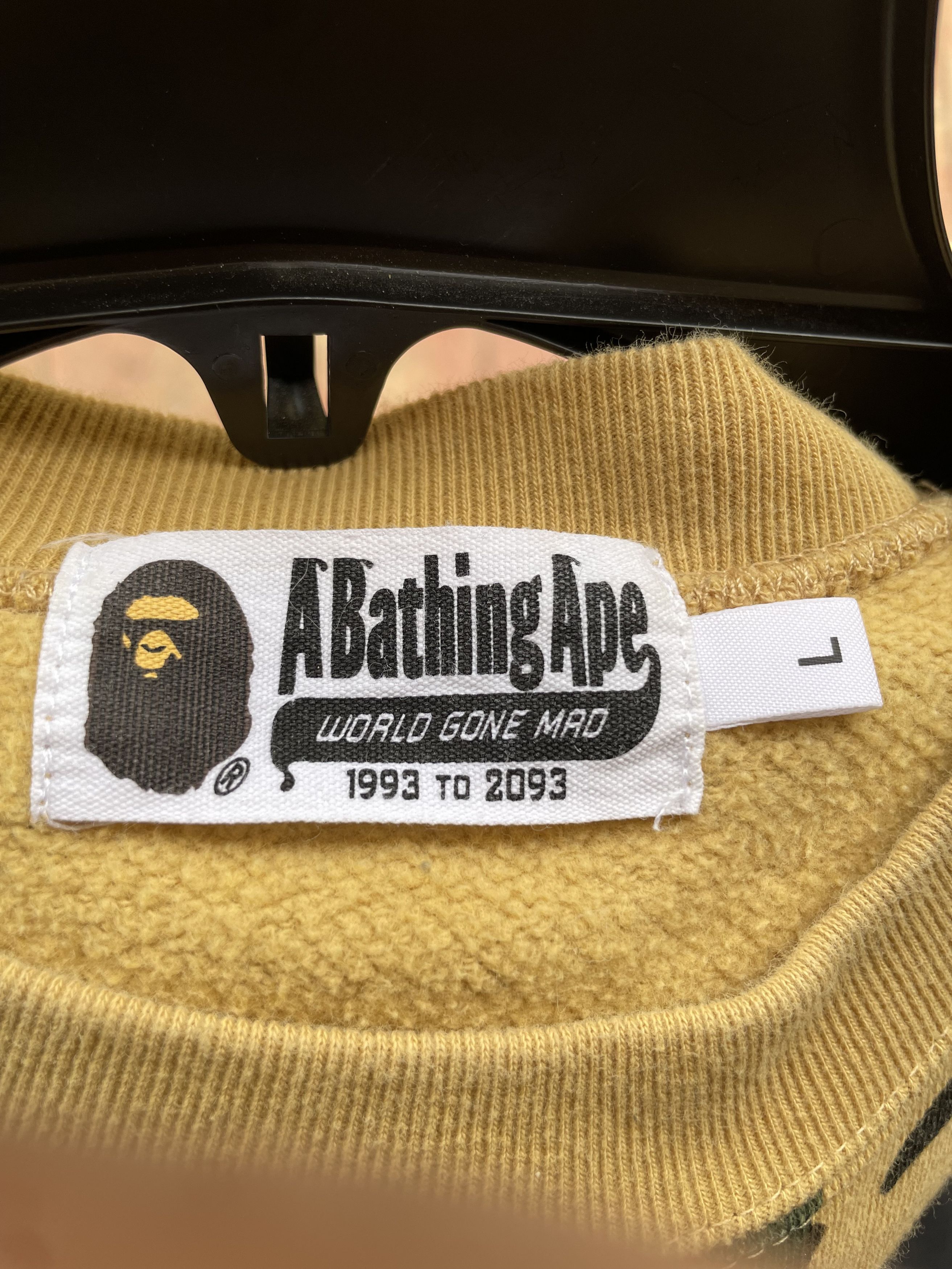 Bape BAPE 1st Camo Crewneck Size US L / EU 52-54 / 3 - 7 Thumbnail