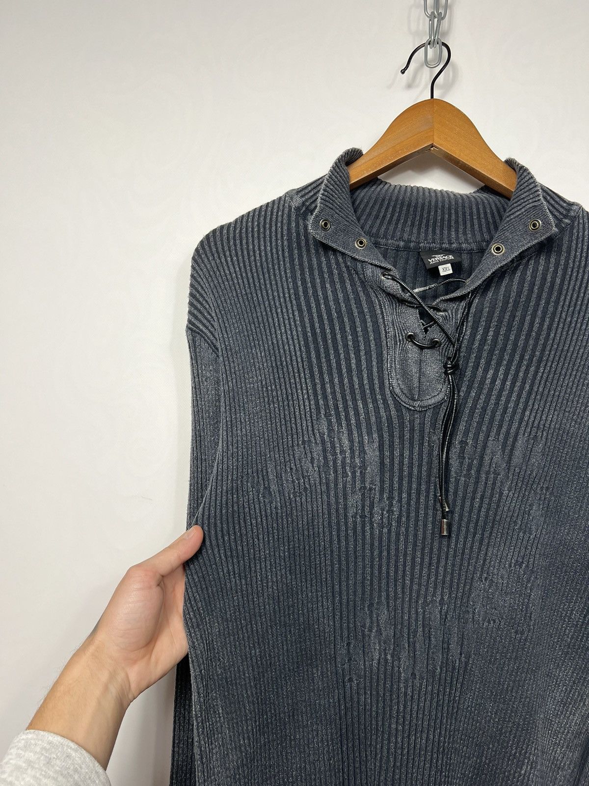 Versace Jeans Couture Rare Versace Ribbed Y2K Avant Garde Sweater With Logo Size US XL / EU 56 / 4 - 9 Thumbnail