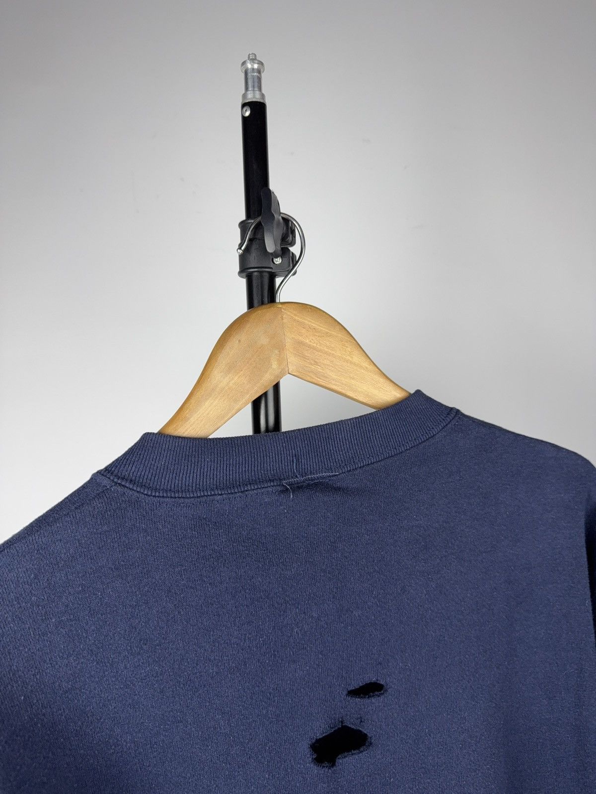 Vintage 90s U.S. Air Force Distressed Crewneck Made in USA L sz Size US L / EU 52-54 / 3 - 11 Thumbnail