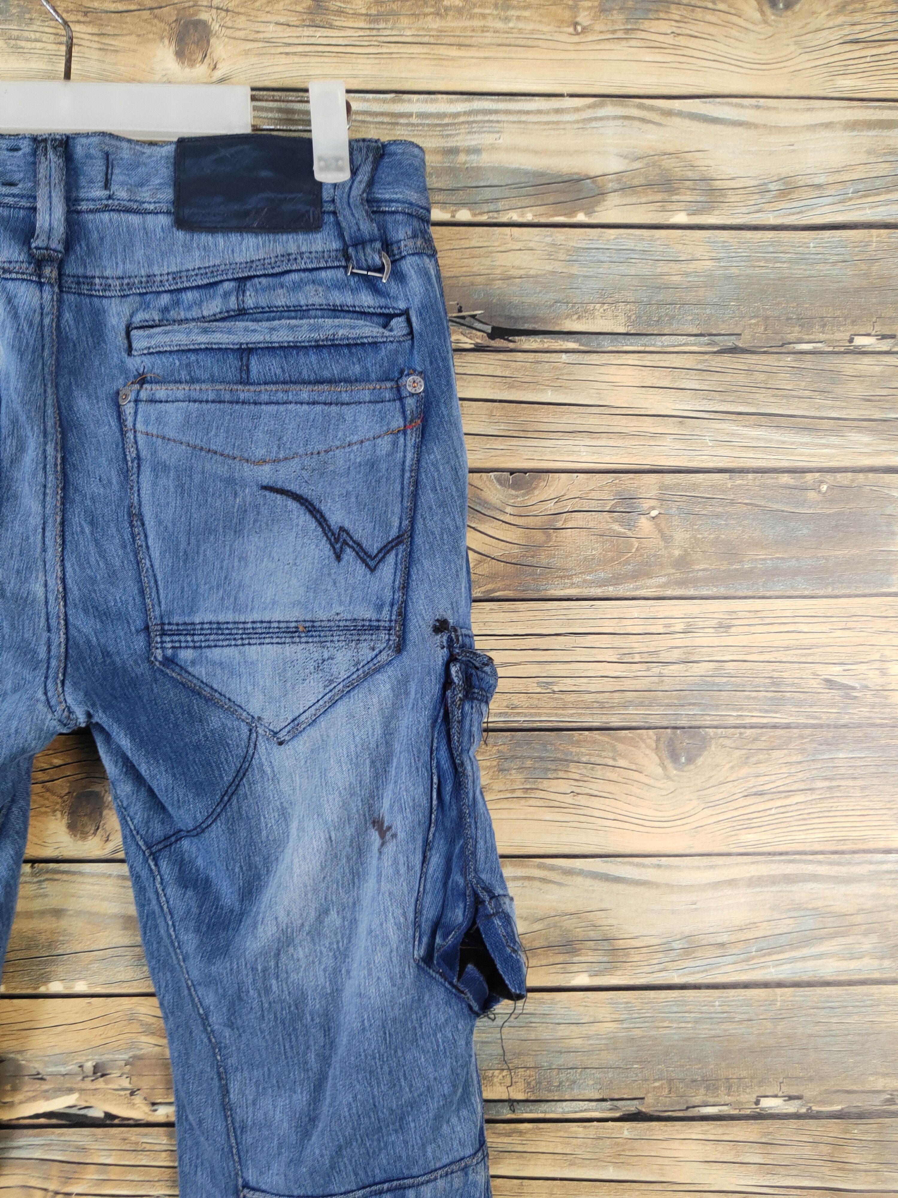Japanese Brand FieldCore Dark Blue Distressed Ripped Jeans #W1957 Size US 31 - 11 Thumbnail