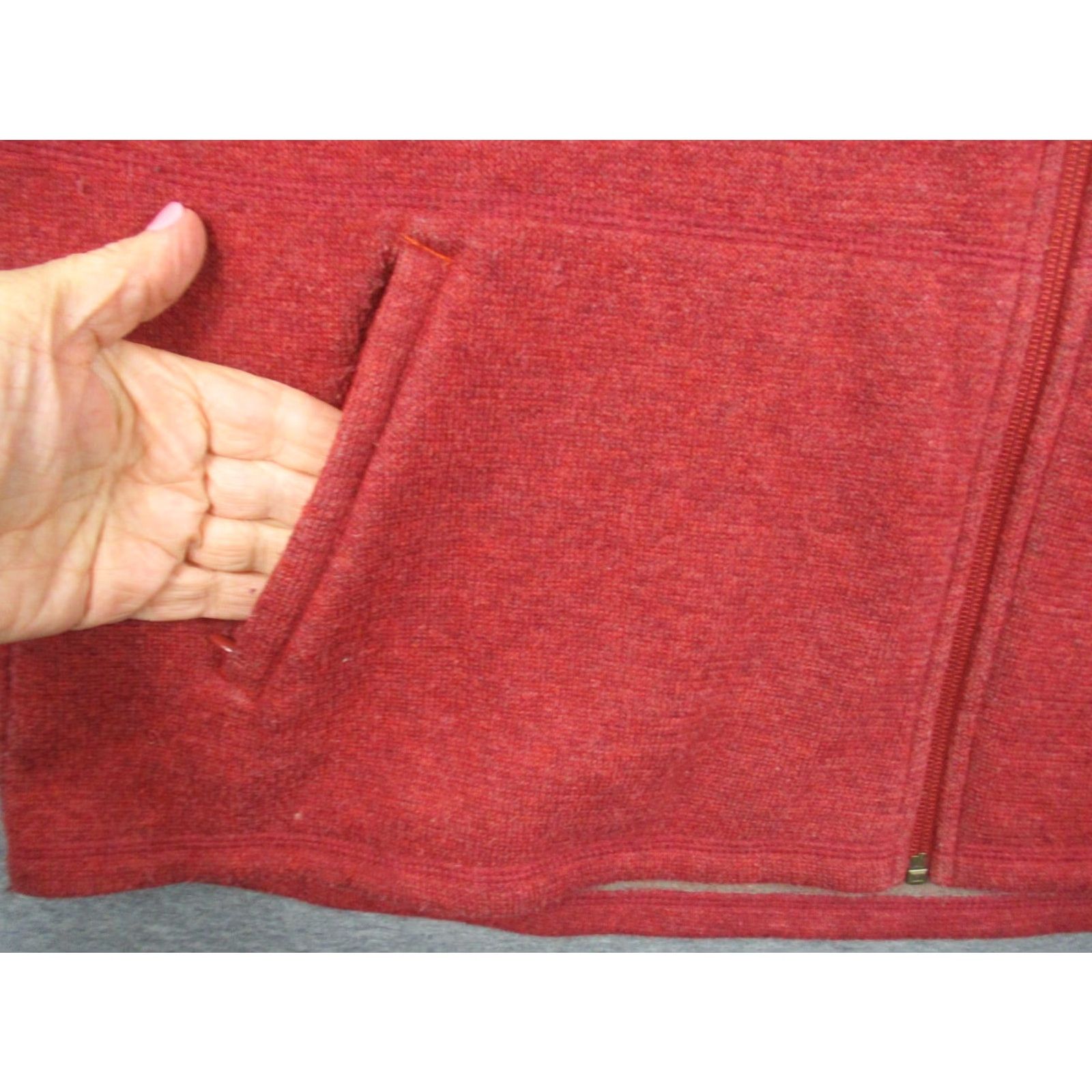 Orvis VINTAGE Orvis Vest Mens XL Red Wool Blend Full Zip Mock Neck Size US XL / EU 56 / 4 - 6 Thumbnail