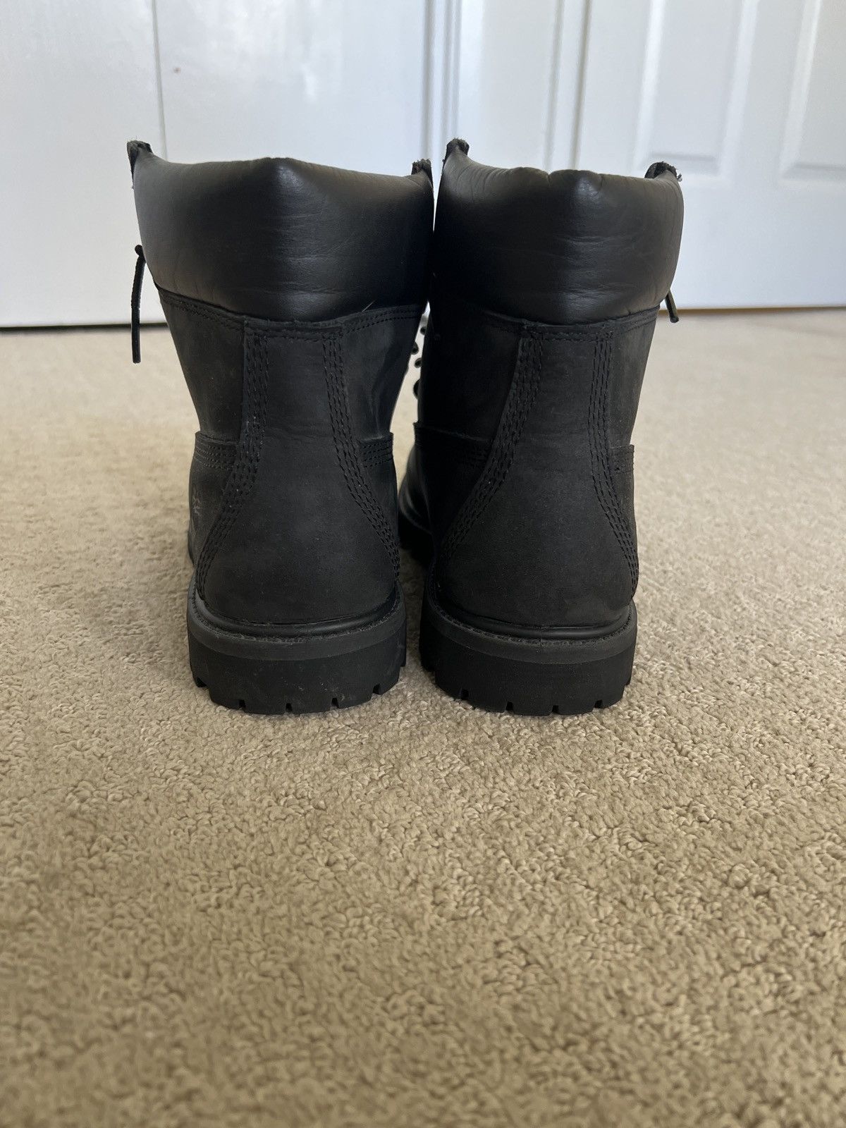 Designer Black Timberland Premium 6-inch Boots Size 7.5 Size US 6 / EU 39 - 4 Thumbnail