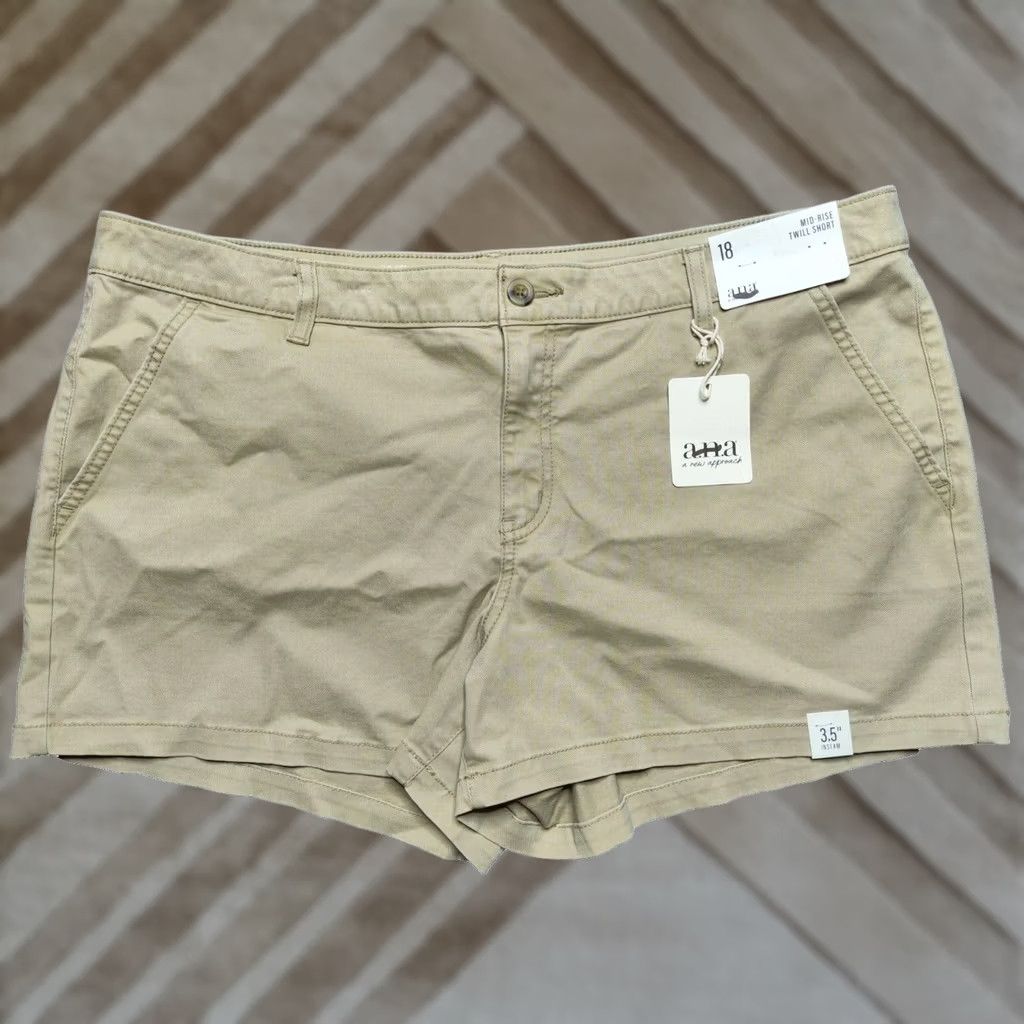 Vintage ANA Women's Size 18 Gold Dust Mid-Rise Twill Shorts 3.5" Inseam NEW Beige Size 40" / US 18 - 1 Thumbnail