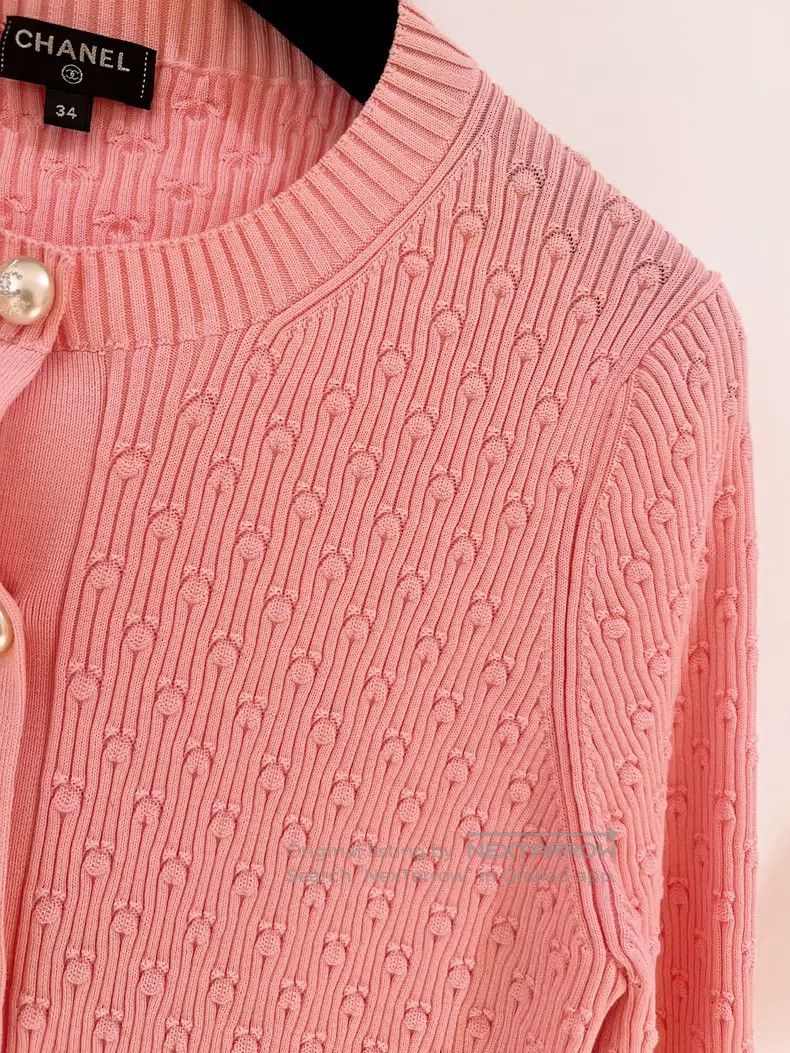 Chanel Chanel Cruise ship series pink knitted cardigan coat Size XXS / US 00 / IT 34 - 3 Thumbnail