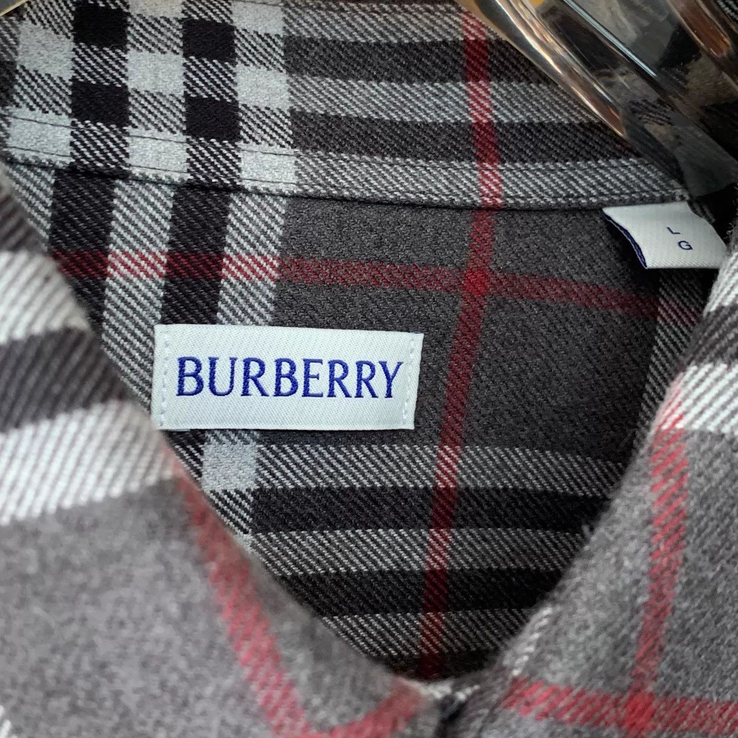 Burberry Burberry New Latest Check Shirt Size L Size US L / EU 52-54 / 3 - 2 Thumbnail