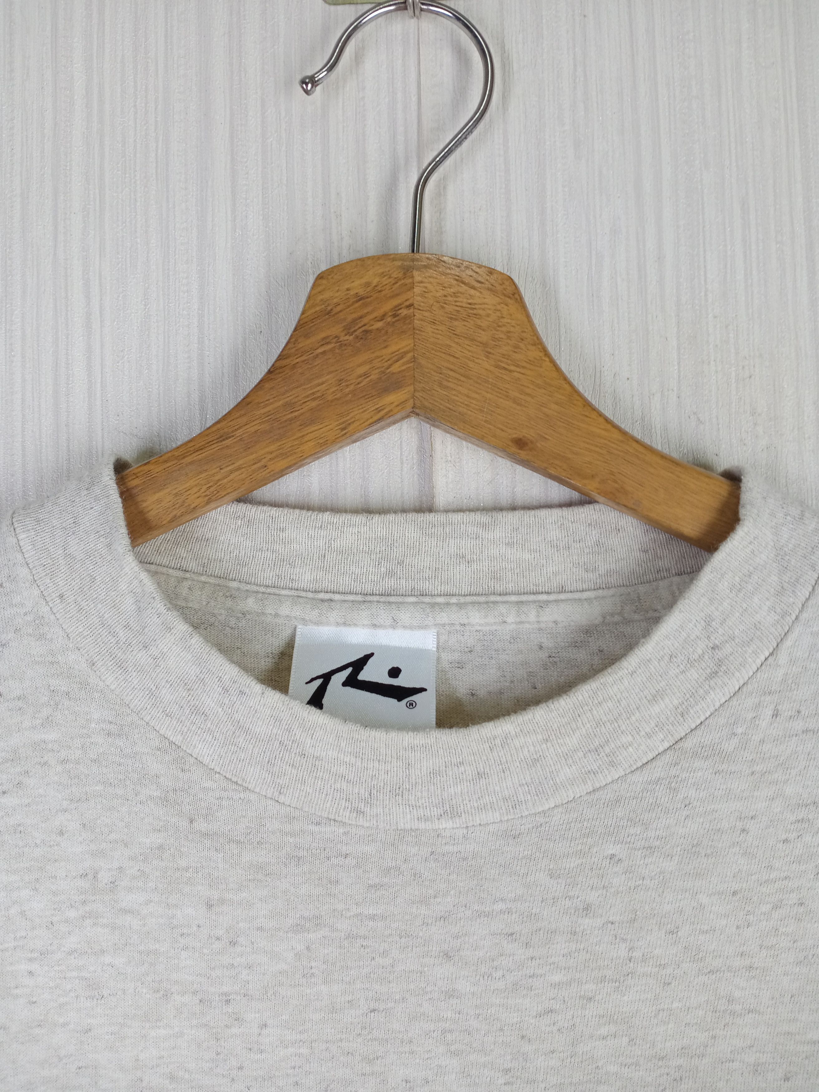 Rusty Rare Vintage 90s Rusty Big Logo Tshirt Size US M / EU 48-50 / 2 - 11 Thumbnail