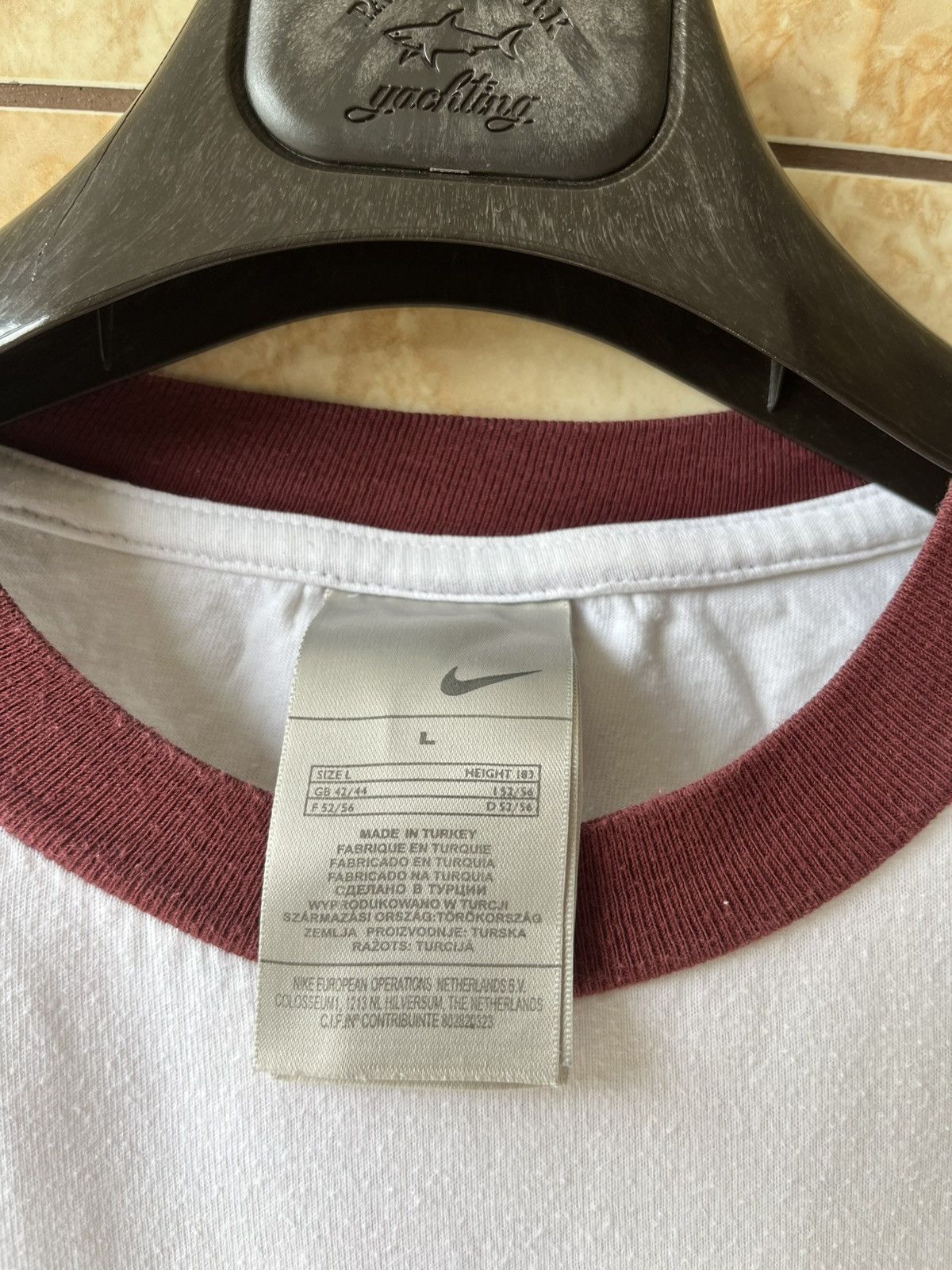 Nike Vintage Nike big logo T shirt Size US L / EU 52-54 / 3 - 5 Thumbnail