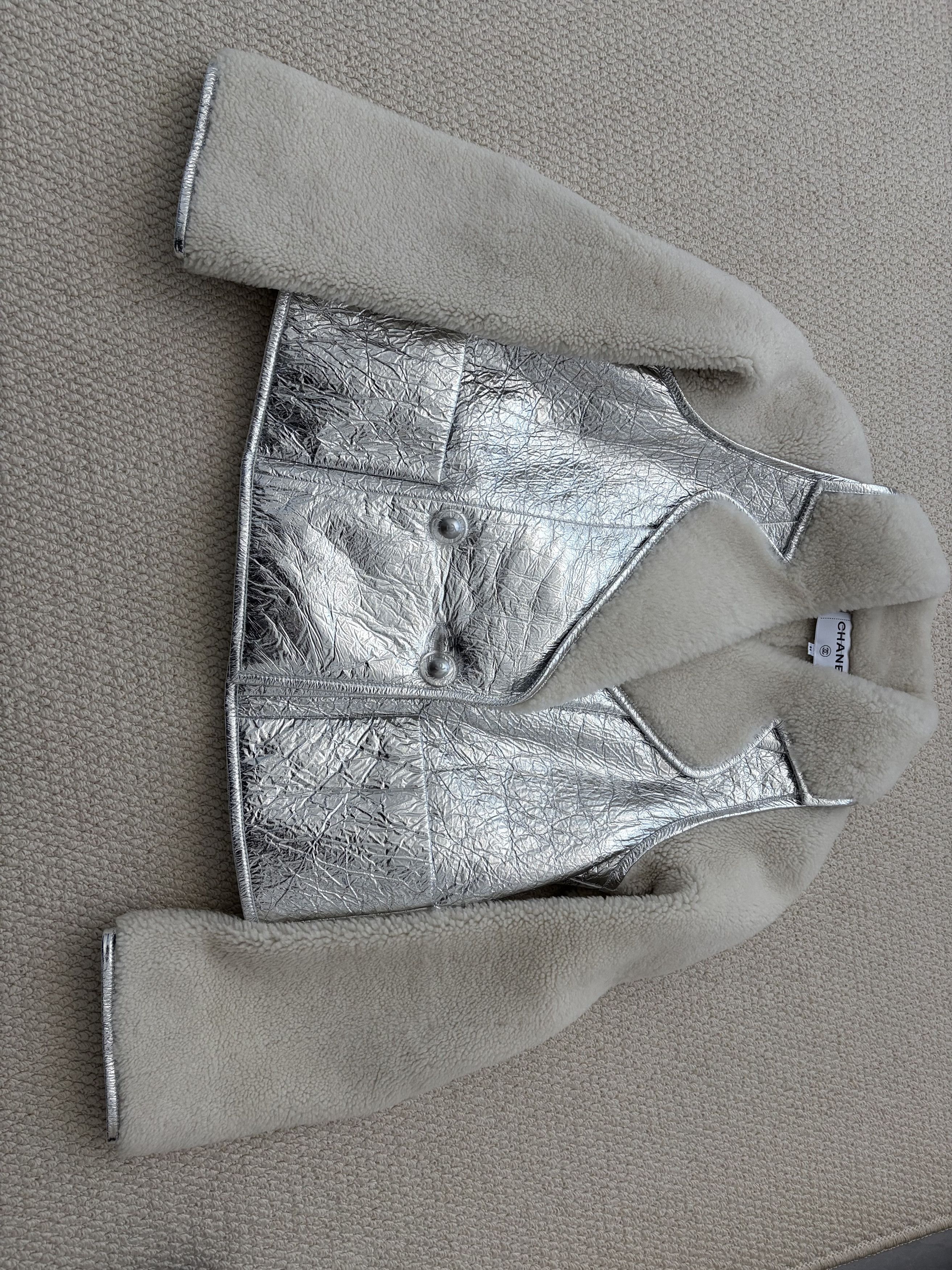 Chanel Chanel Metallic Silver Shearling Coat. Size XS / US 0-2 / IT 36-38 - 6 Thumbnail