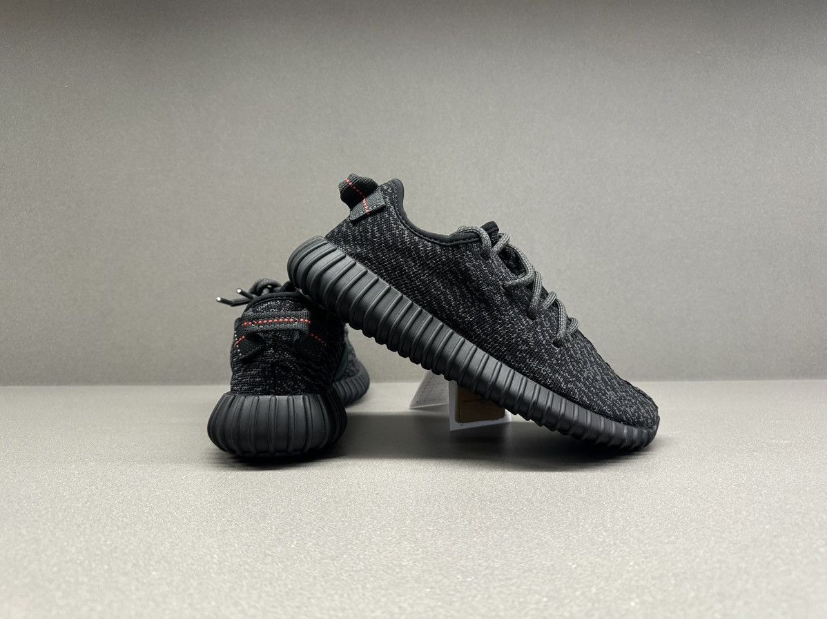 Adidas × Yeezy Yeezy boost 350 Pirate black 2023 Size US 5 / EU 37 - 7 Thumbnail