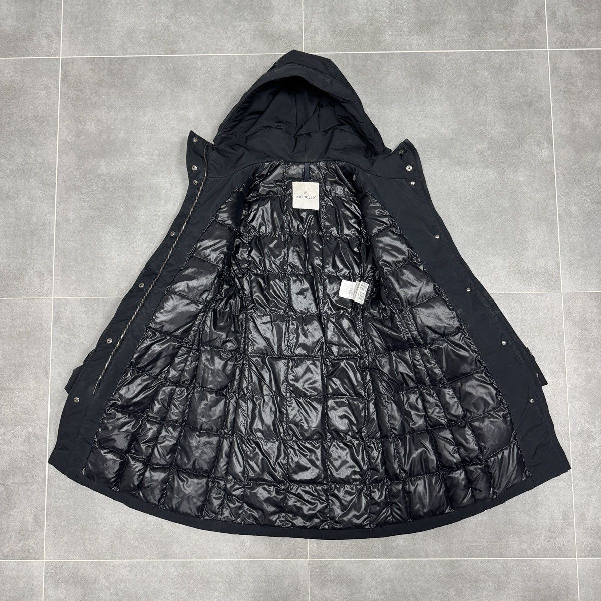 Moncler Authentic Moncler Women Puffer Down Coat Size 1 (S) Size S / US 4 / IT 40 - 16 Thumbnail