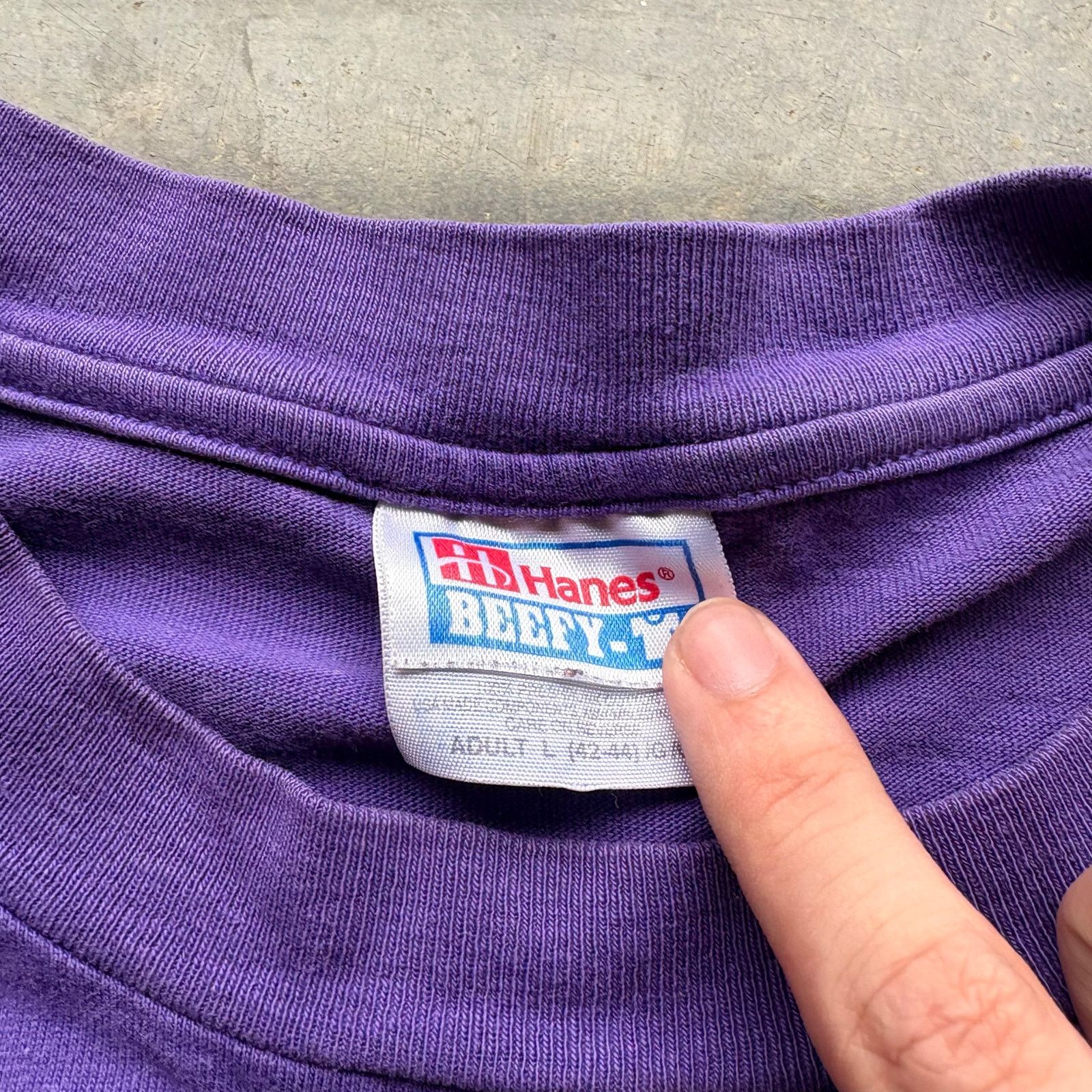 Other × Vintage Crazy 90s Money Collection Purple T-shirt Size US L / EU 52-54 / 3 - 3 Thumbnail
