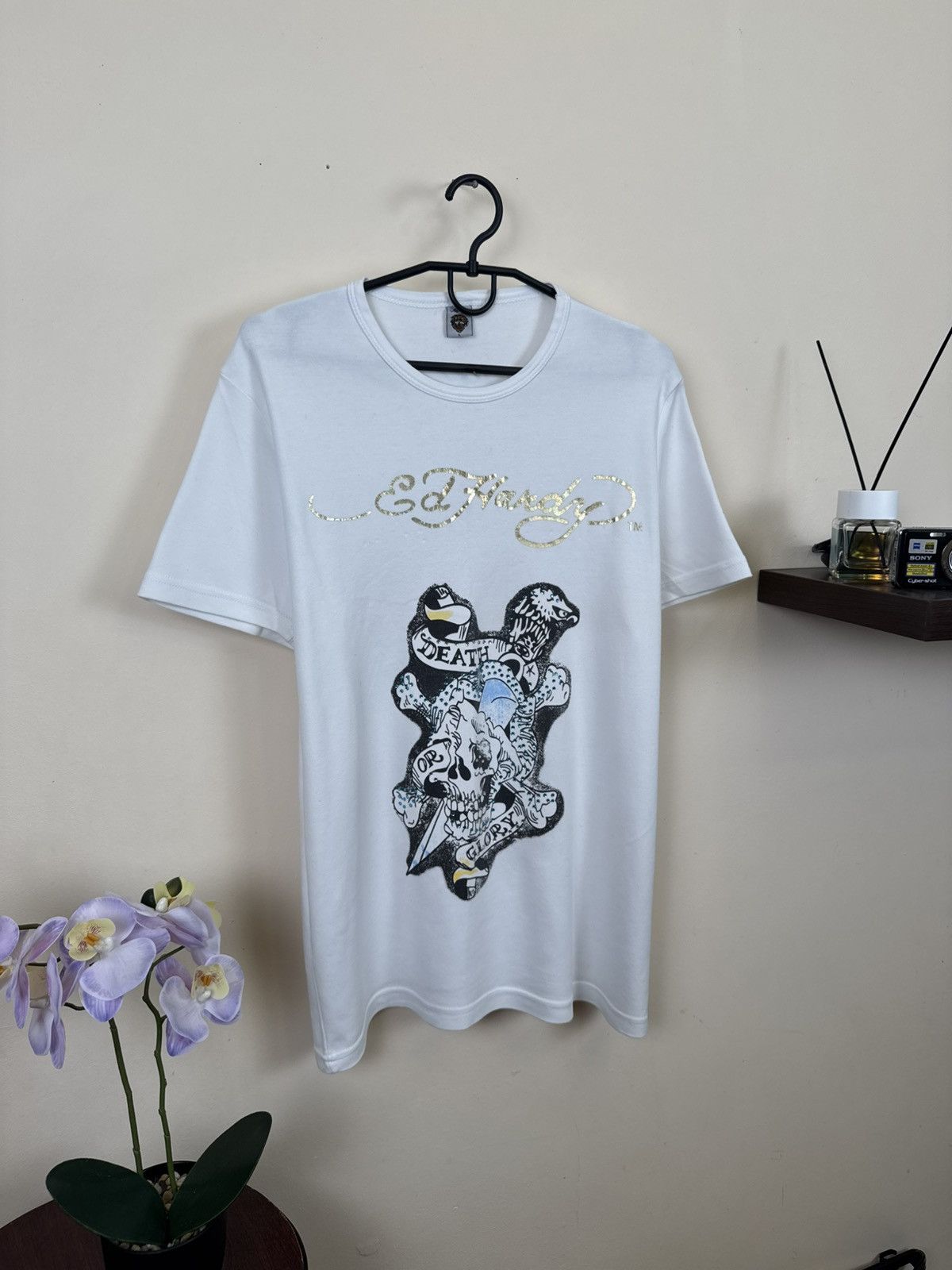 Ed Hardy Vintage Ed Hardy T shirt White Skull Streetwear Y2K L Size US L / EU 52-54 / 3 - 6 Thumbnail