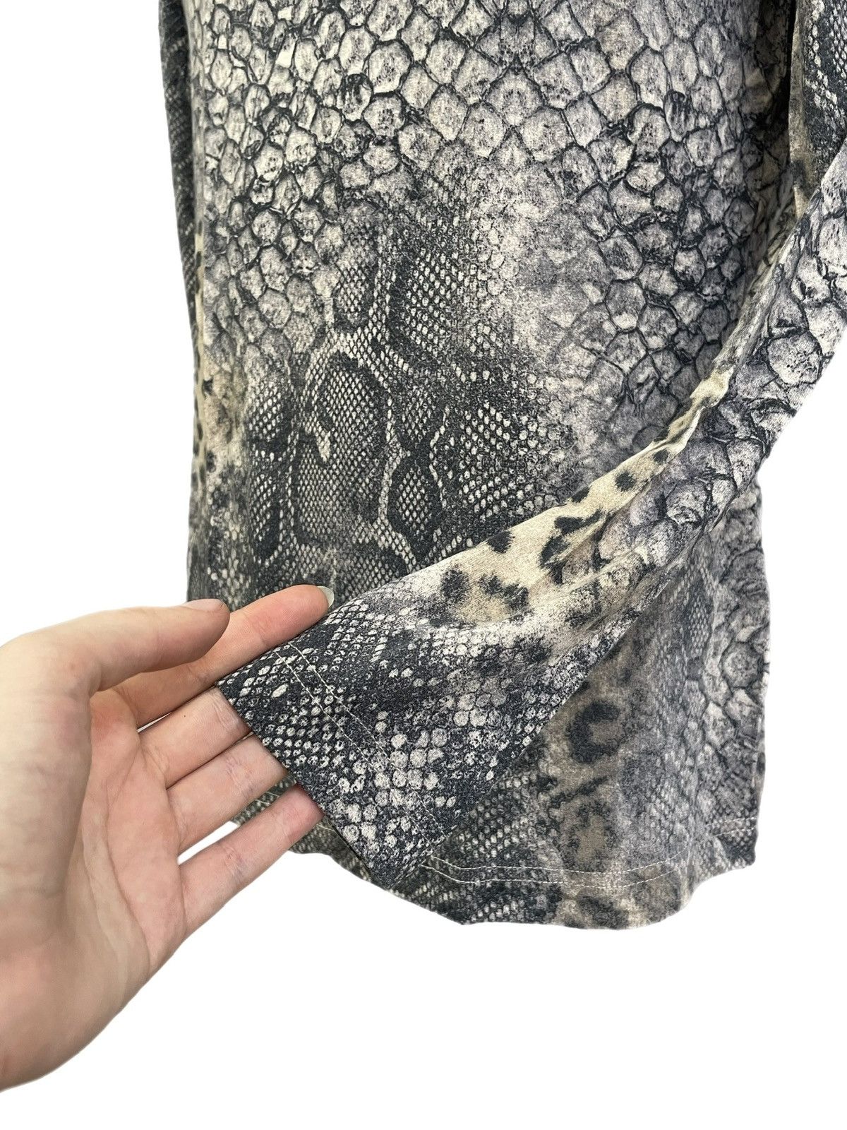 Japanese Brand jpg style exotic animal print longsleeve y2k turtle neck Size US M / EU 48-50 / 2 - 5 Thumbnail