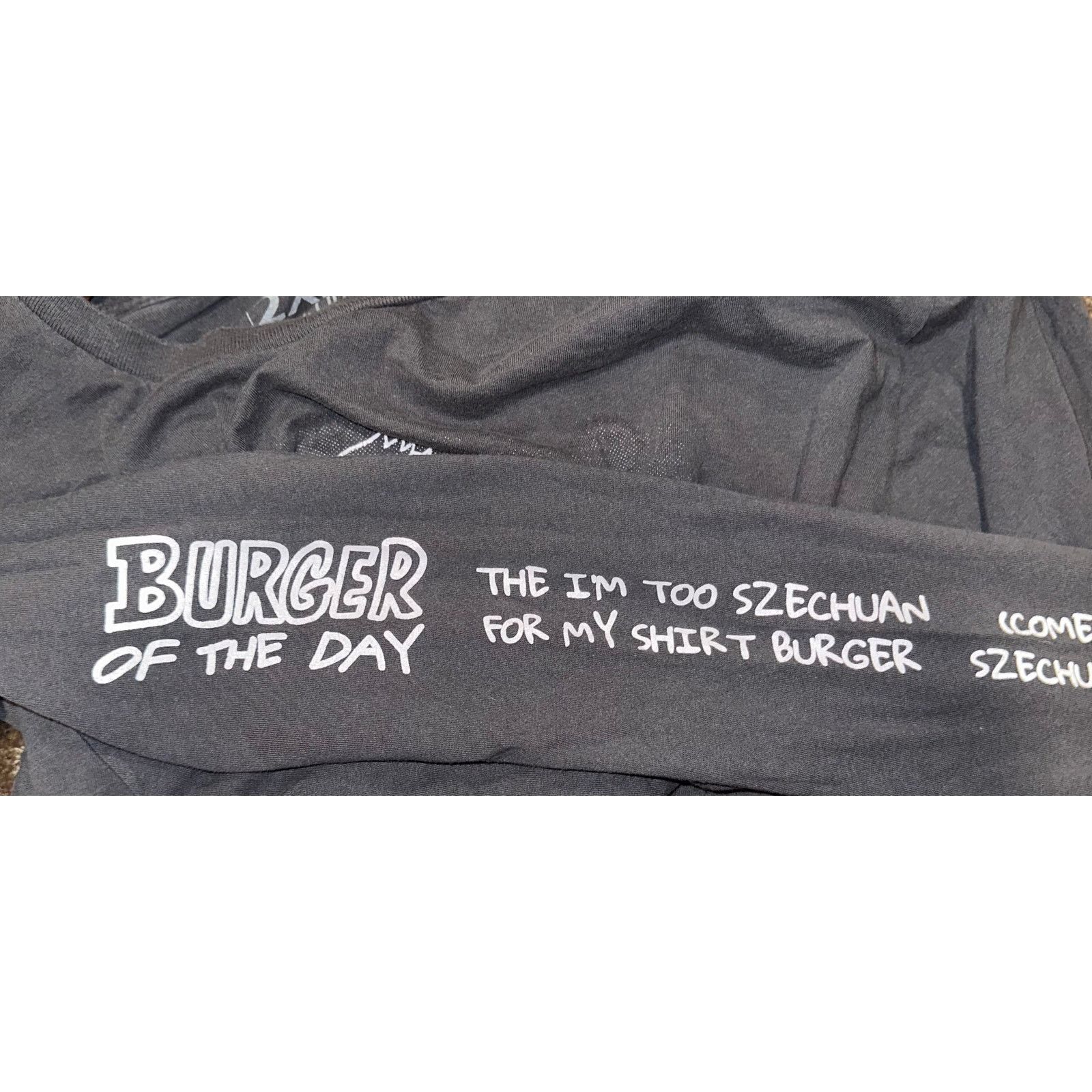 Other 🧢 Bob’s Burgers “Burger of the Day” Tee Size 2XL Size US XXL / EU 58 / 5 - 4 Thumbnail