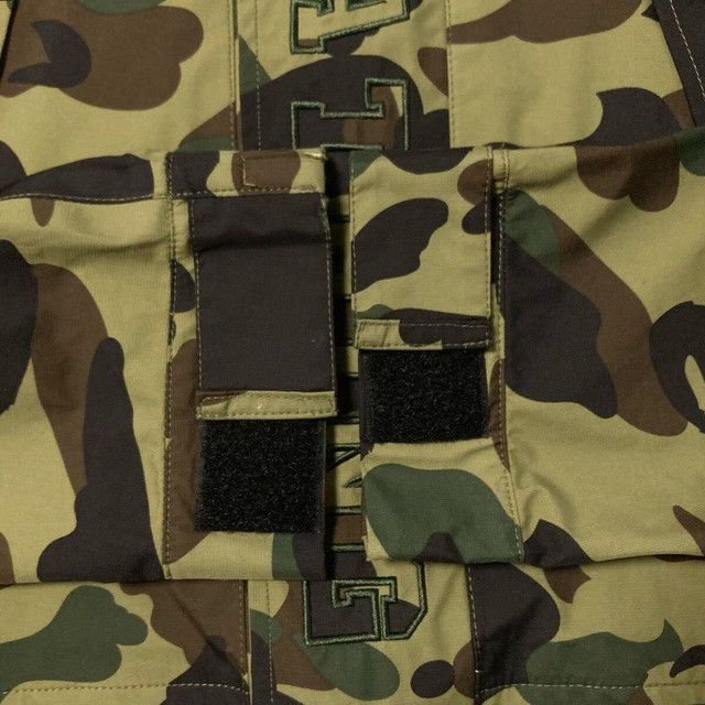 Bape × Goretex BAPE GORE-TEX 1st camo green hoodie snowboard jacket APE Size US L / EU 52-54 / 3 - 5 Thumbnail
