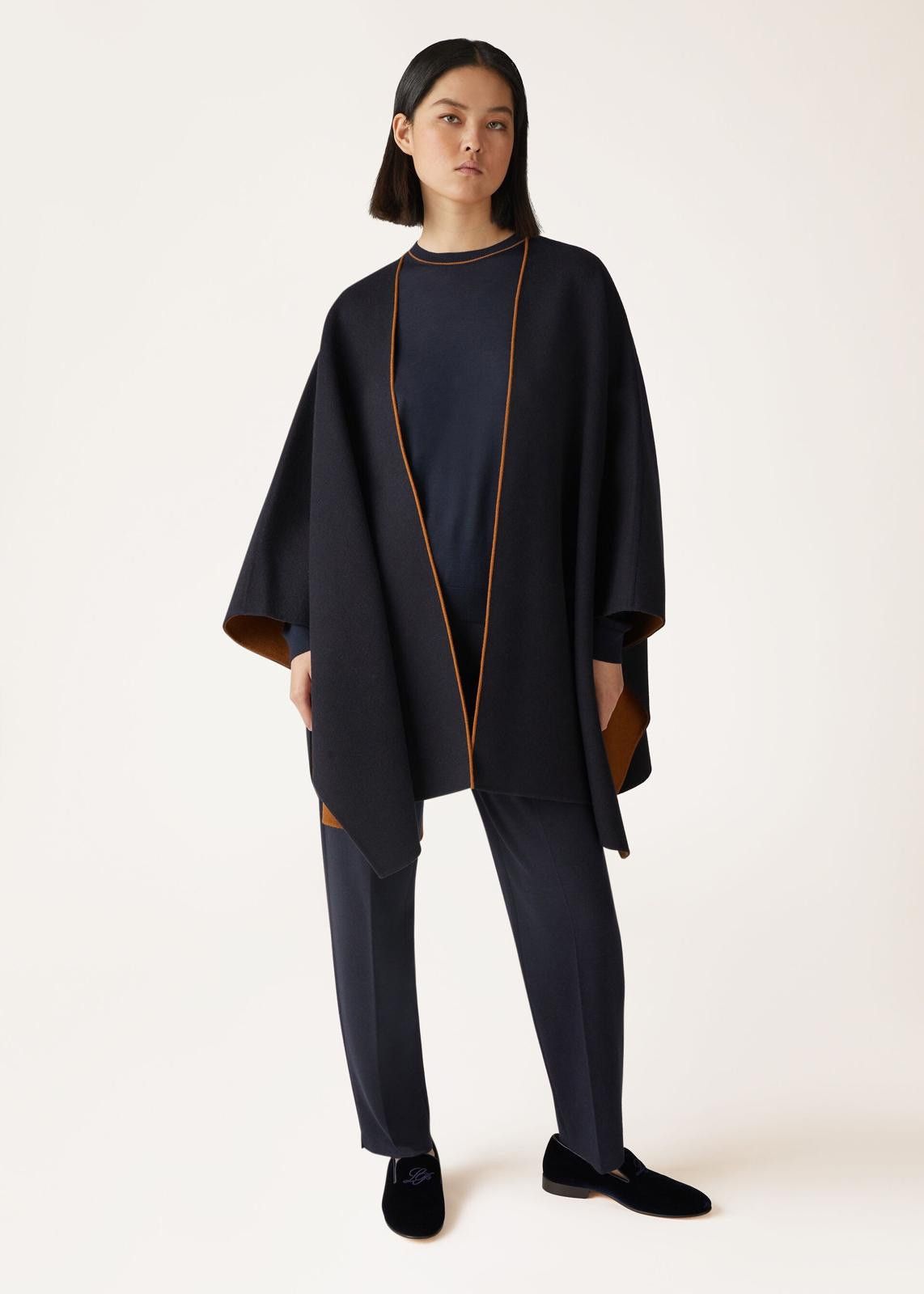 Loro Piana o1srvl11e1124 Size: OS / Double Cashmere Cape in Navy Blue Size ONE SIZE - 2 Thumbnail