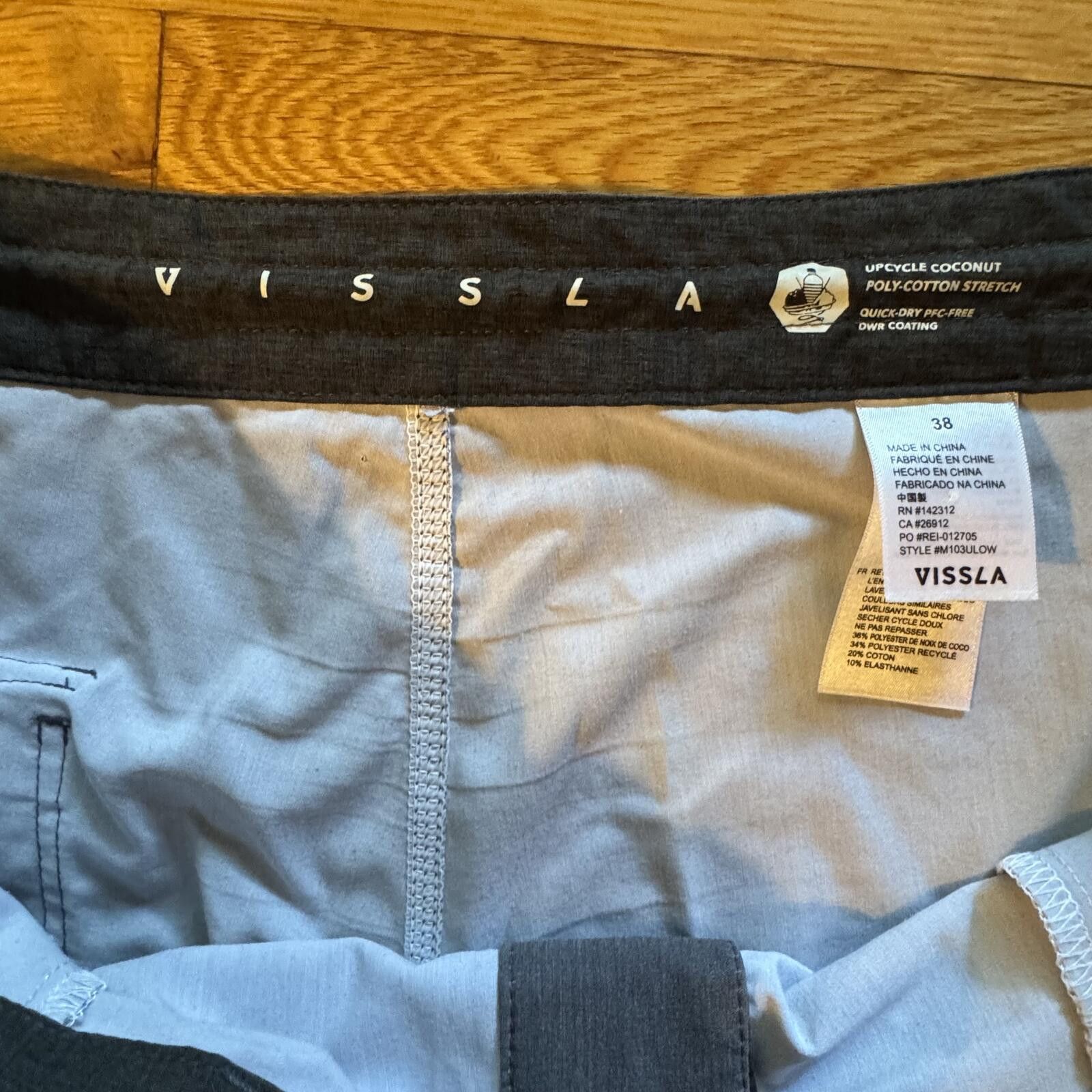 Vissla Vissla Men's 38 Striped Swim Trunks Size US 36 / EU 52 - 5 Thumbnail