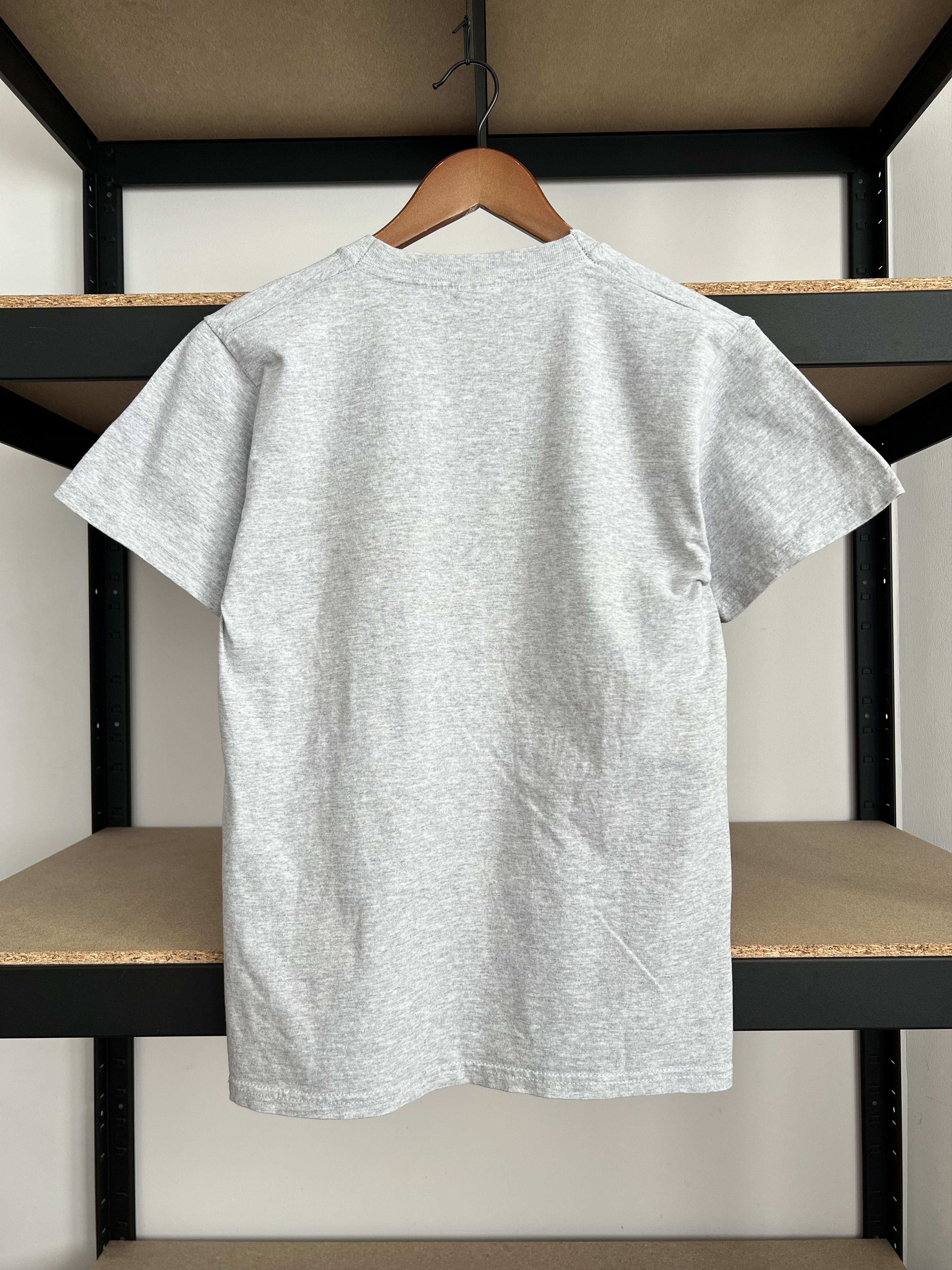 Band Tees Vintage 2000s Deftones Metal Band Y2k Gray T-shirt Size US S / EU 44-46 / 1 - 2 Thumbnail