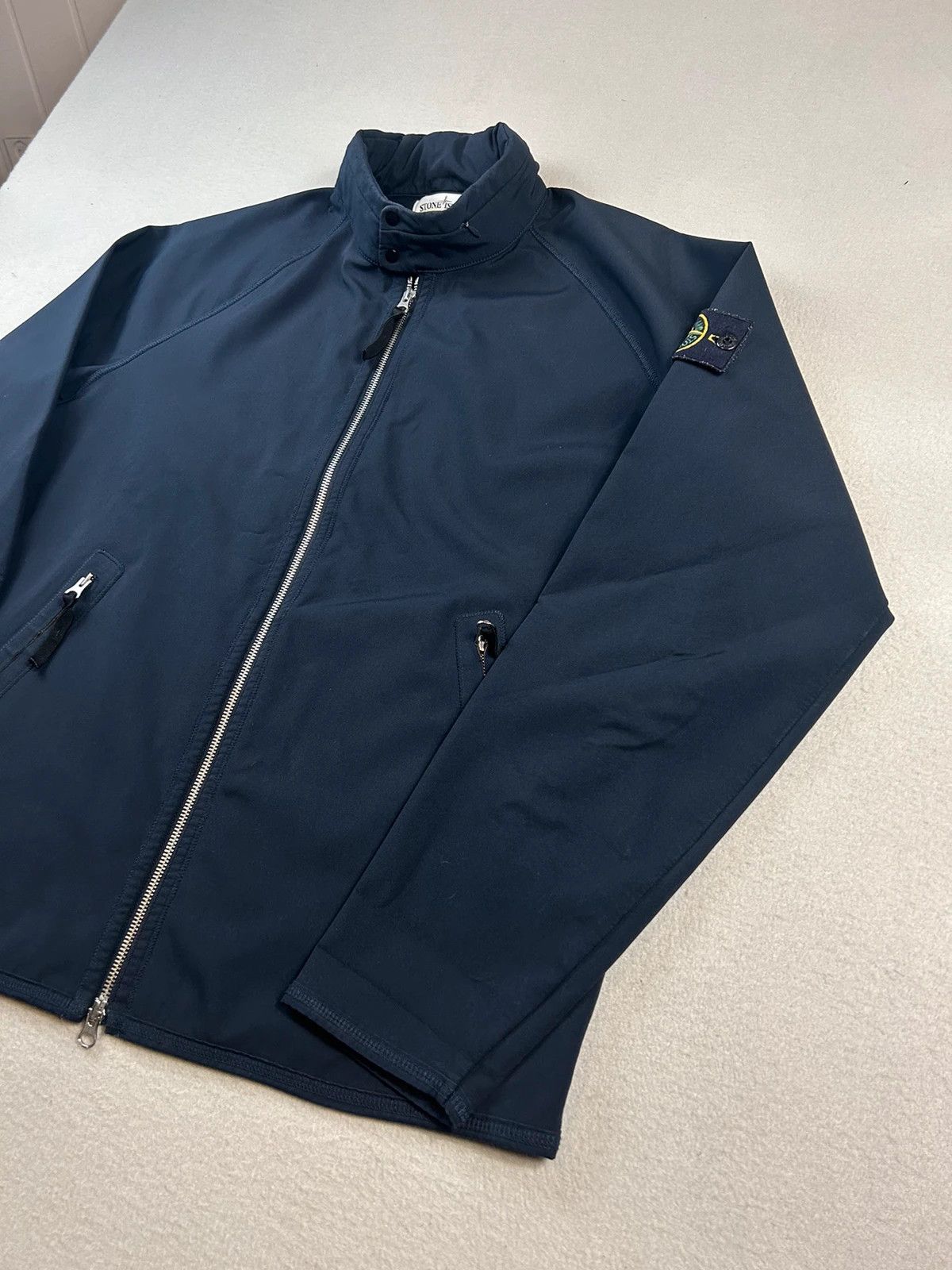 Stone Island Stone Island Streetwear Light Soft Shell Zip-Up Size US XL / EU 56 / 4 - 4 Thumbnail