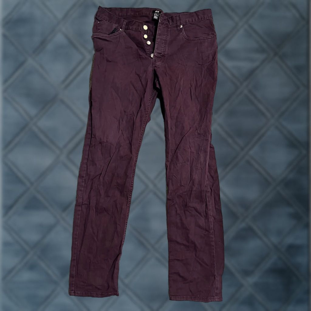 H&M H&M L.O.G.G. H.M Slim Fit Jeans Purple Solid Denim 33x30 Mens Size 33 Inseam 30 5-Pocket Button Fly Bag Loops Belt Loops Modern Vintage-Style? No Size US 33 - 1 Thumbnail