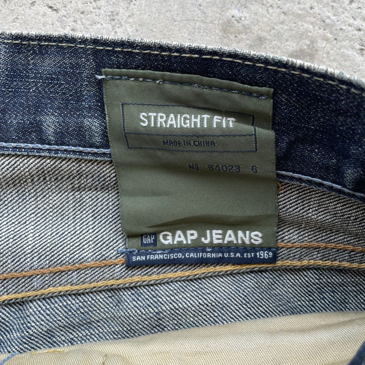 Gap Vintage Gap Straight Fit Denim Distressed Rusty Jeans Pants Size US 29 - 7 Thumbnail