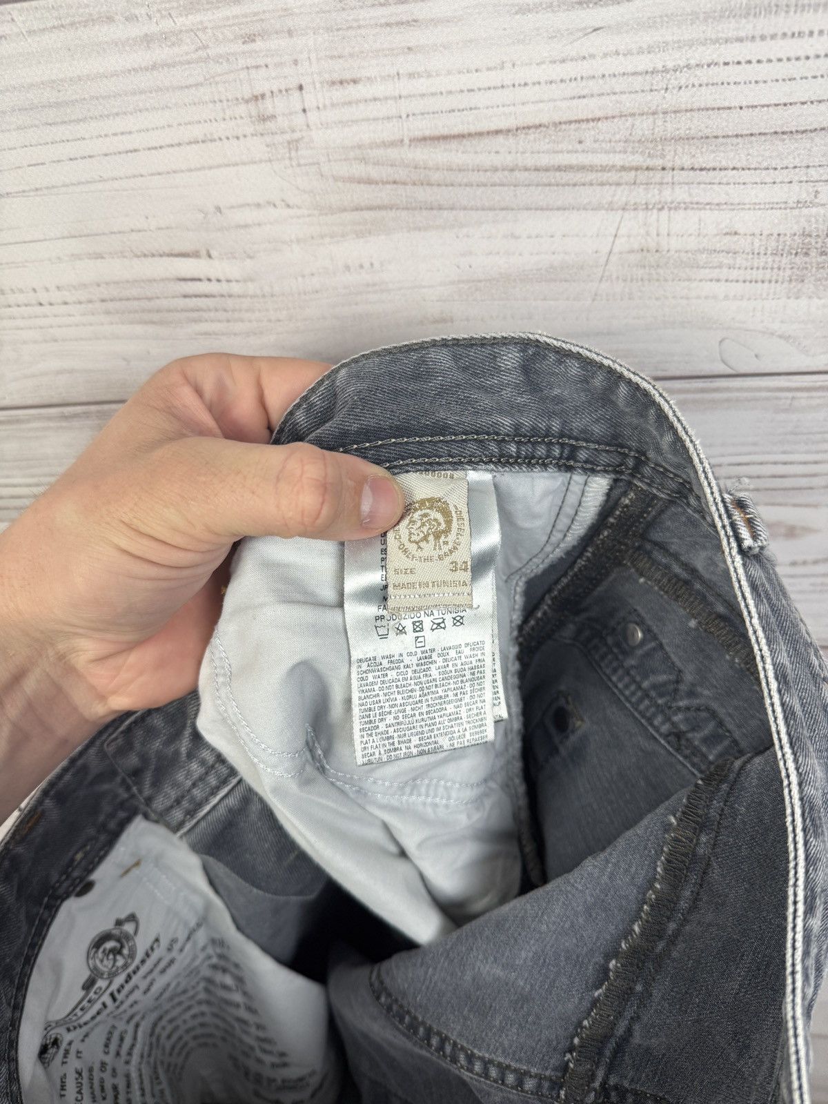 Diesel Vintage Diesel Jeans Distressed Faded Flared Wide Baggy Y2K Size US 34 / EU 50 - 14 Thumbnail