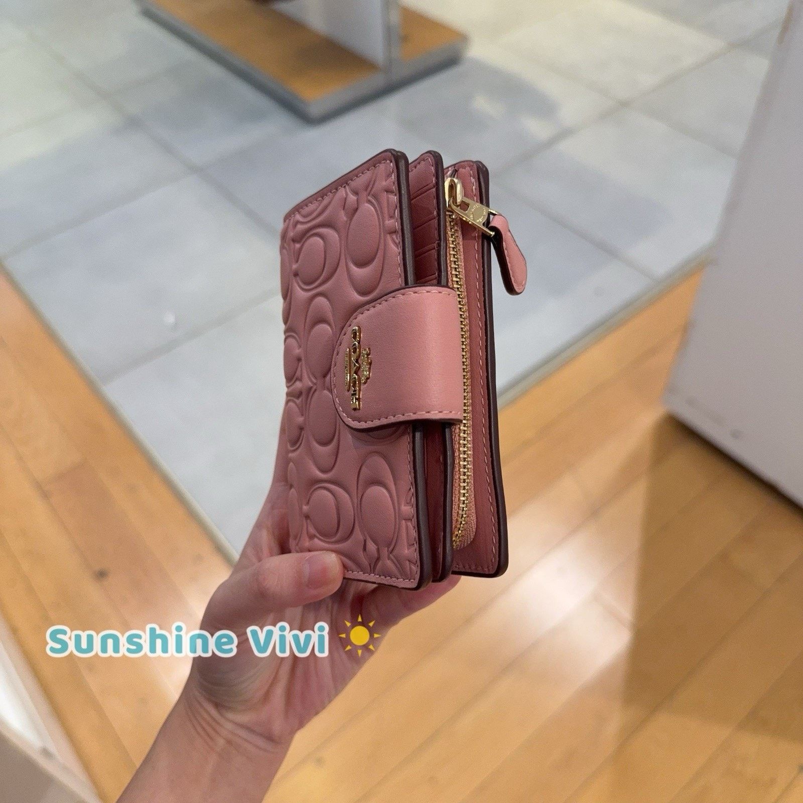 Coach NWT Coach Medium Corner Zip Wallet Leather CZ341 Pink Petal Size ONE SIZE - 2 Thumbnail